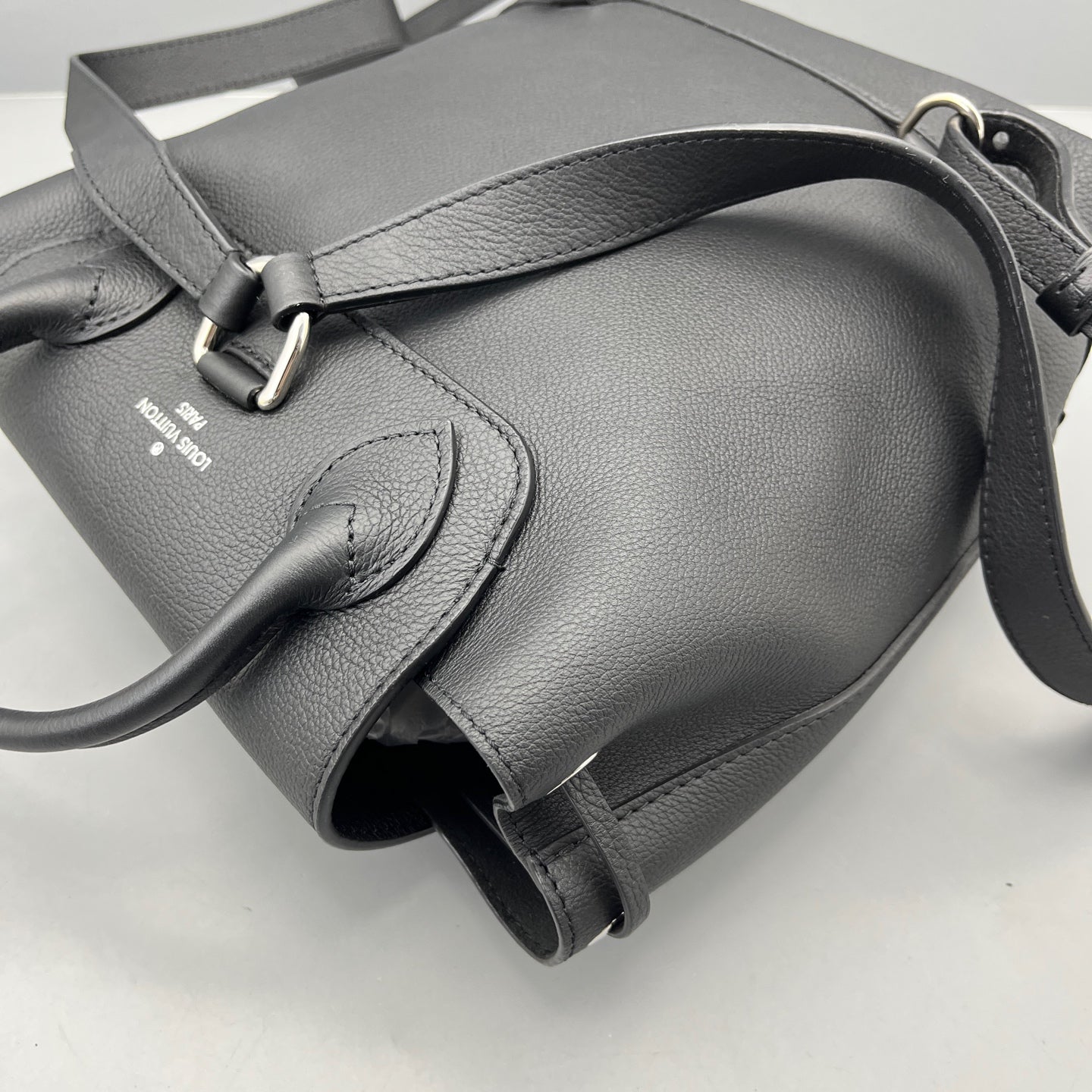 Louis Vuitton - Lockme Backpack - Leather - Black - (small)