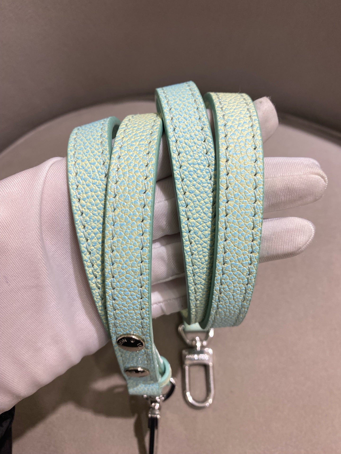 Louis Vuitton - Neonoe BB - Leather - Multicolour - (mini)