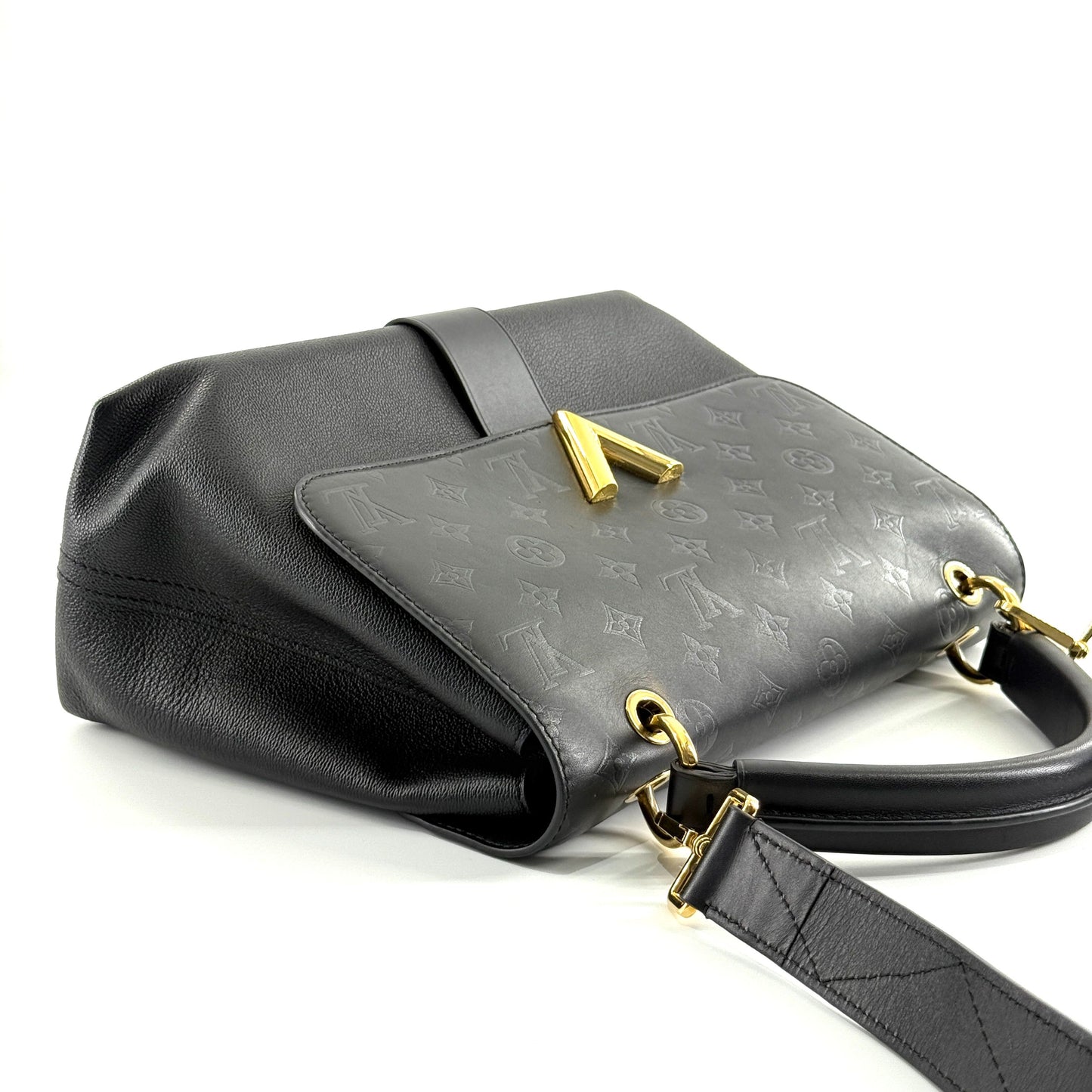 Louis Vuitton - Very Chain - Grained leather and embossed Monogram leather - Black - (medium)