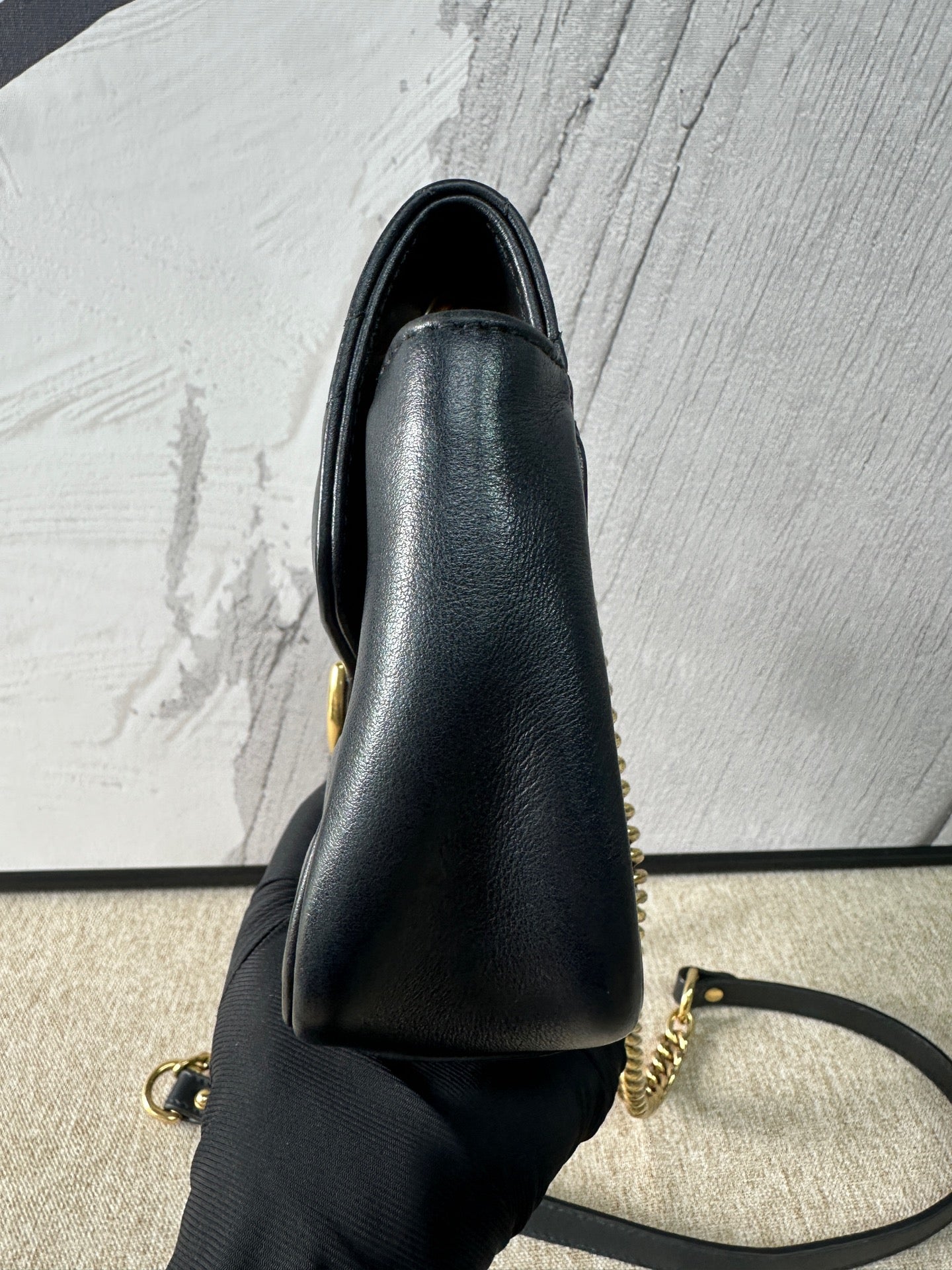 Gucci - GG Marmont Matelassé Mini Bag - Leather - Black with Gold-Tone Hardware - (mini)