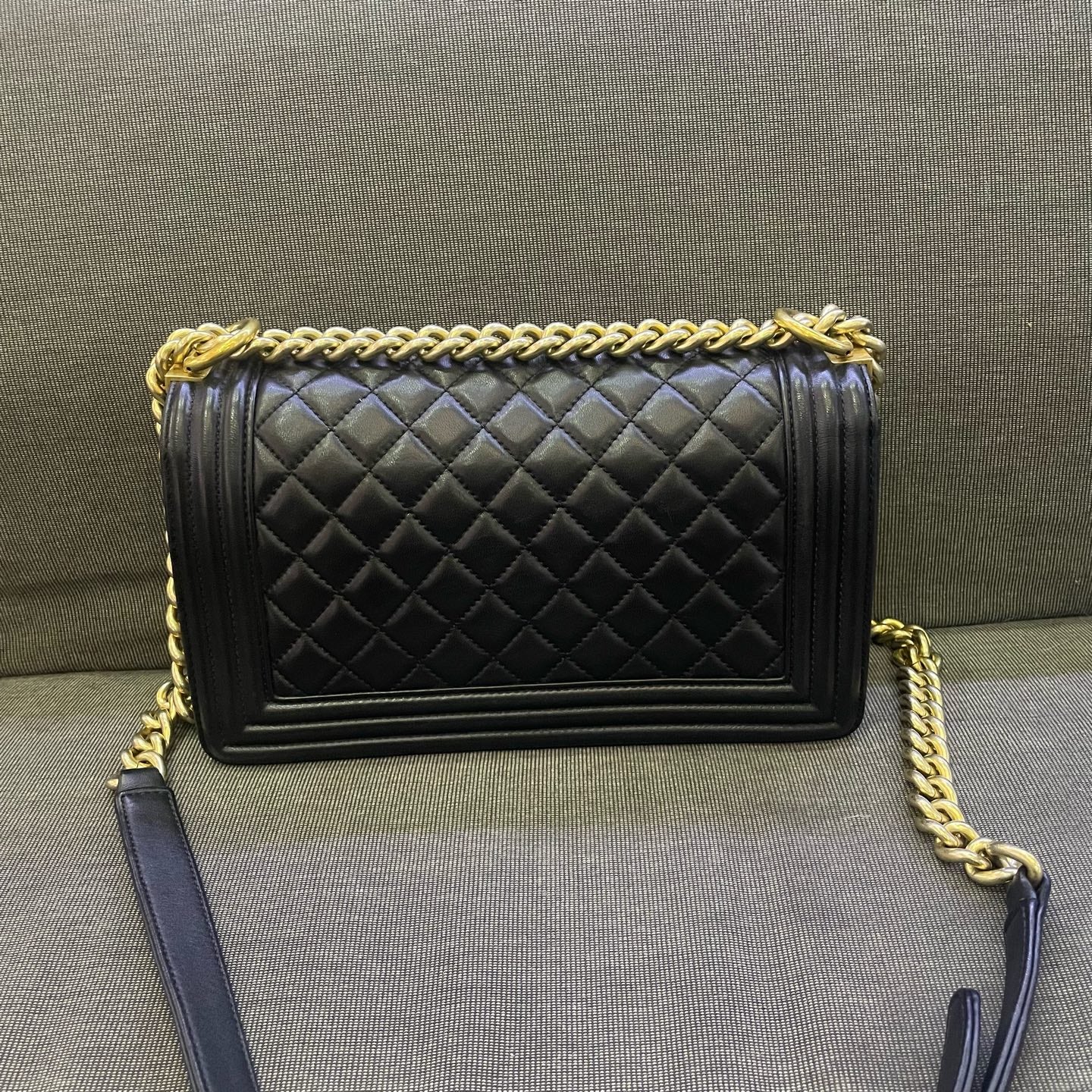 Chanel - Boy Bag - Lambskin leather - Black - (Medium)