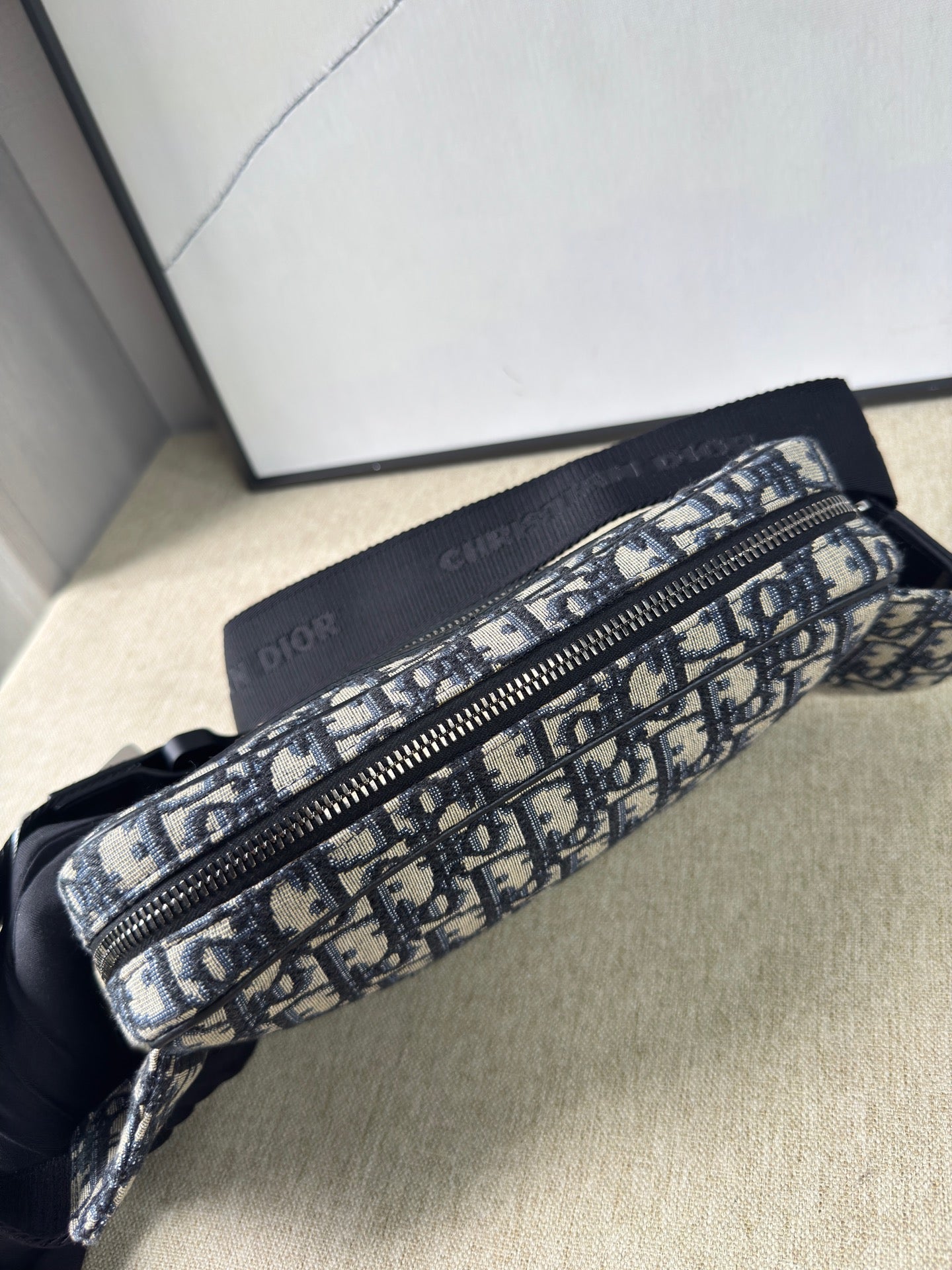 Dior - Dior Oblique Waist Bag - Embroidered Canvas with Leather Trim - Navy and Beige - (Small)