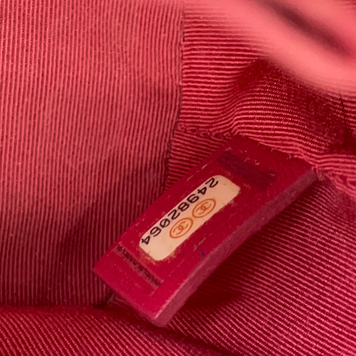 Chanel - Gabrielle Hobo Bag (Small) - Leather - White - (Small)