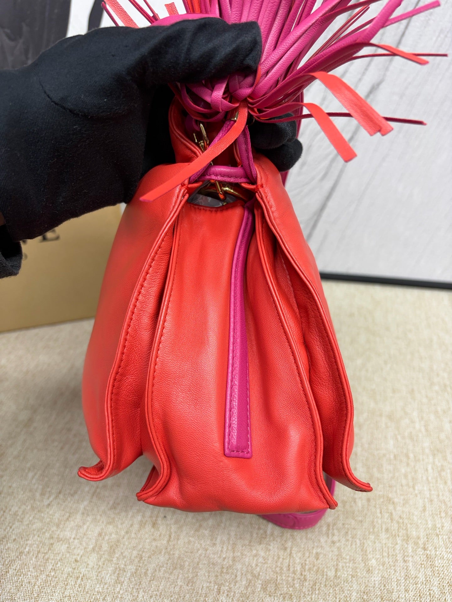Loewe - Flamenco Tassel Drawstring Bag - Lambskin leather - Orange-Red and Rose Red - (Medium)