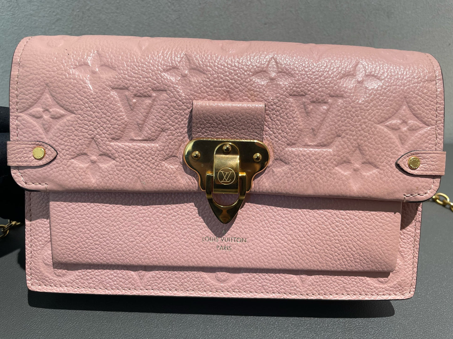 Louis Vuitton - Vavin WOC - Leather - Pink - (mini)