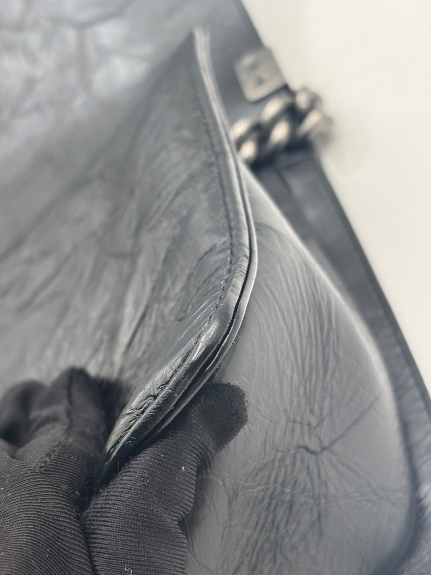 Chanel - Boy Bag - Aged calfskin leather - Black - (Medium)