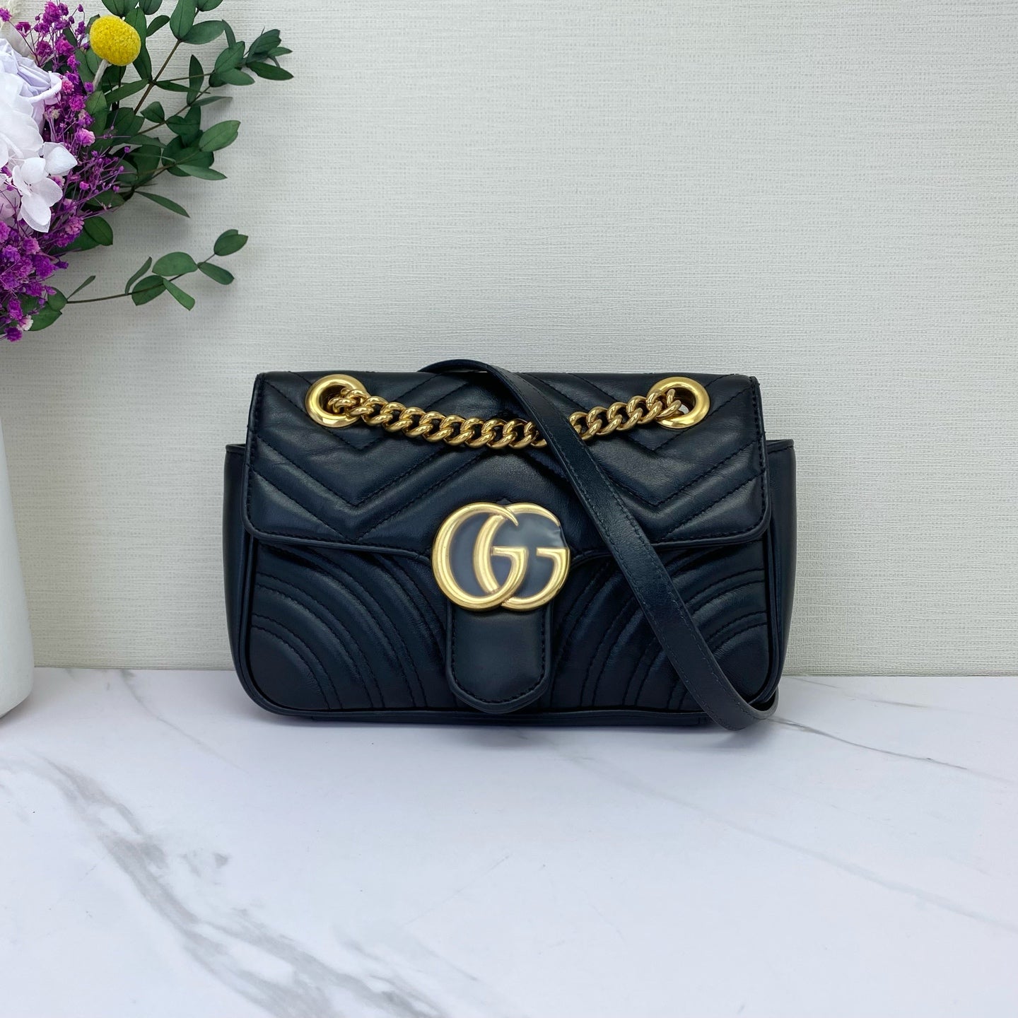 Gucci - GG Marmont Matelassé Shoulder Bag - Leather - Black - (small)