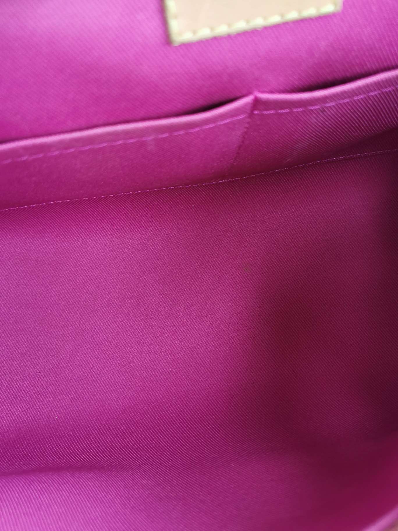 Louis Vuitton - Cluny BB - Louis Vuitton Monogram coated canvas with natural cowhide leather trim and fuchsia textile lining - Brown - (Small)