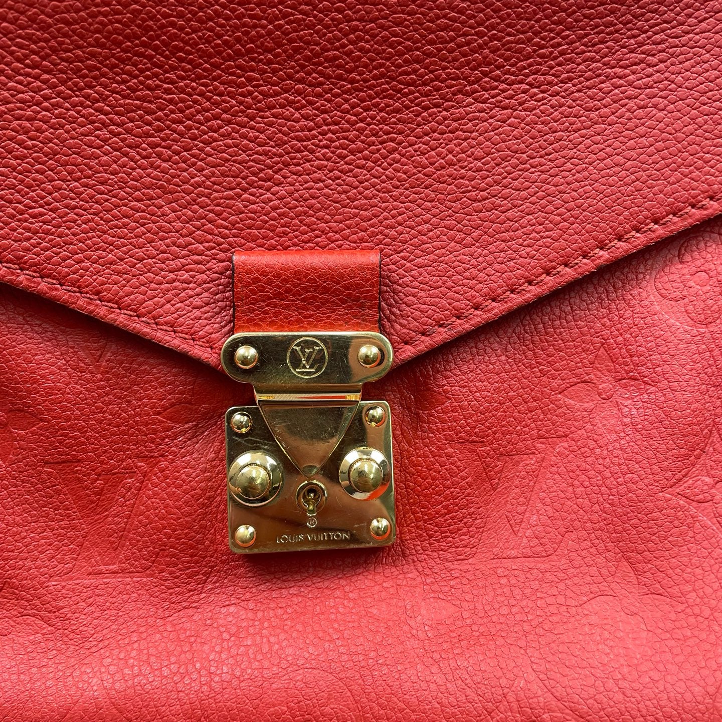 Louis Vuitton - Monogram Empreinte Hobo with Front Lock - Leather - Red - (medium)