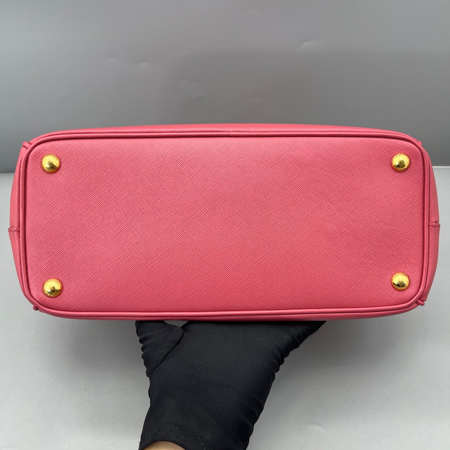 Prada - Saffiano Lux Tote - Saffiano leather - Rose Pink - (Medium)