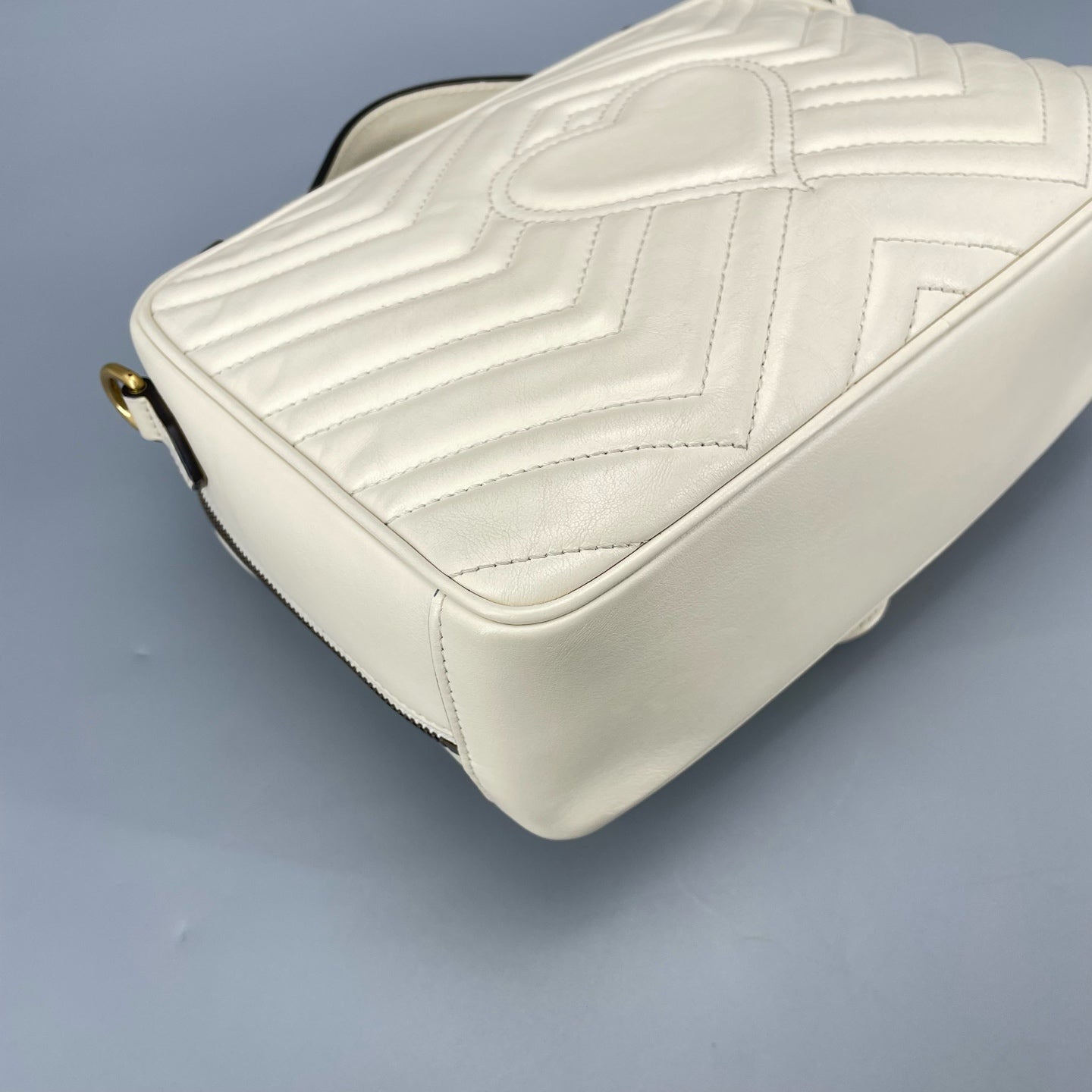 Gucci - GG Marmont Messenger Bag - Leather - White - (Medium)