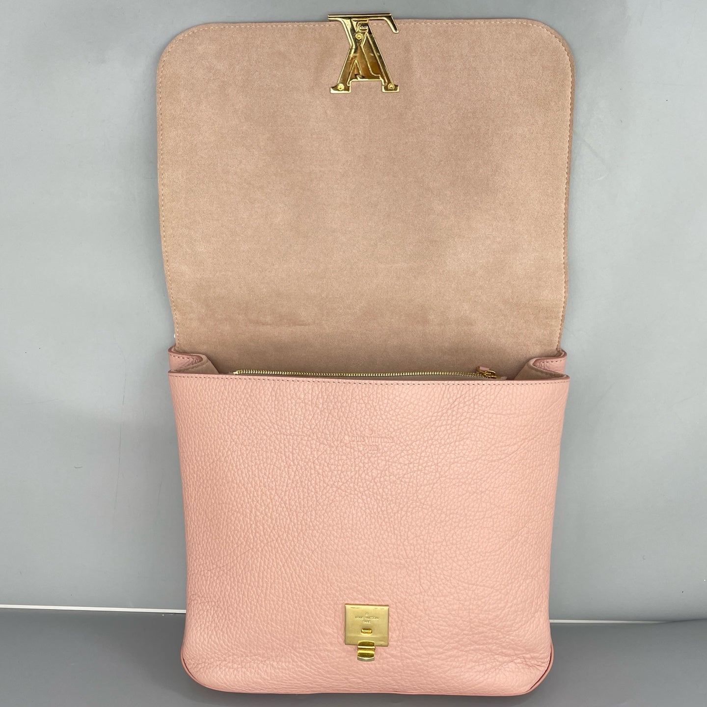 Louis Vuitton - Lockme Flap Tote - Grained leather - Pink - (Medium)