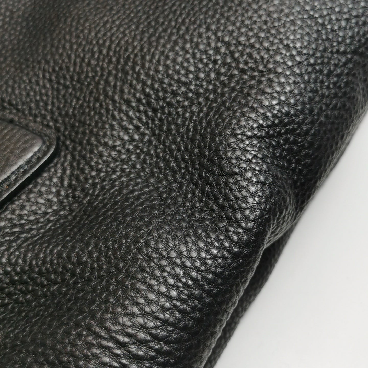 Prada - Double Handle Tote - Pebbled leather - Black - (medium)