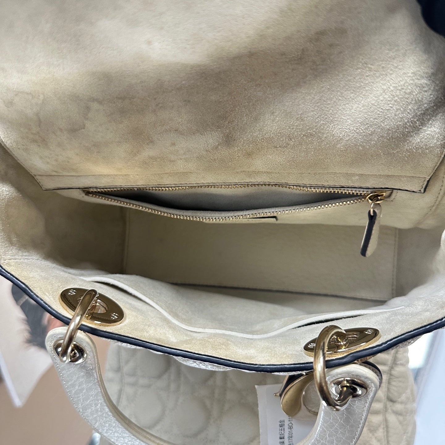 Dior - Lady Dior 5-Grid Medium - Grained calfskin leather - White - (medium)