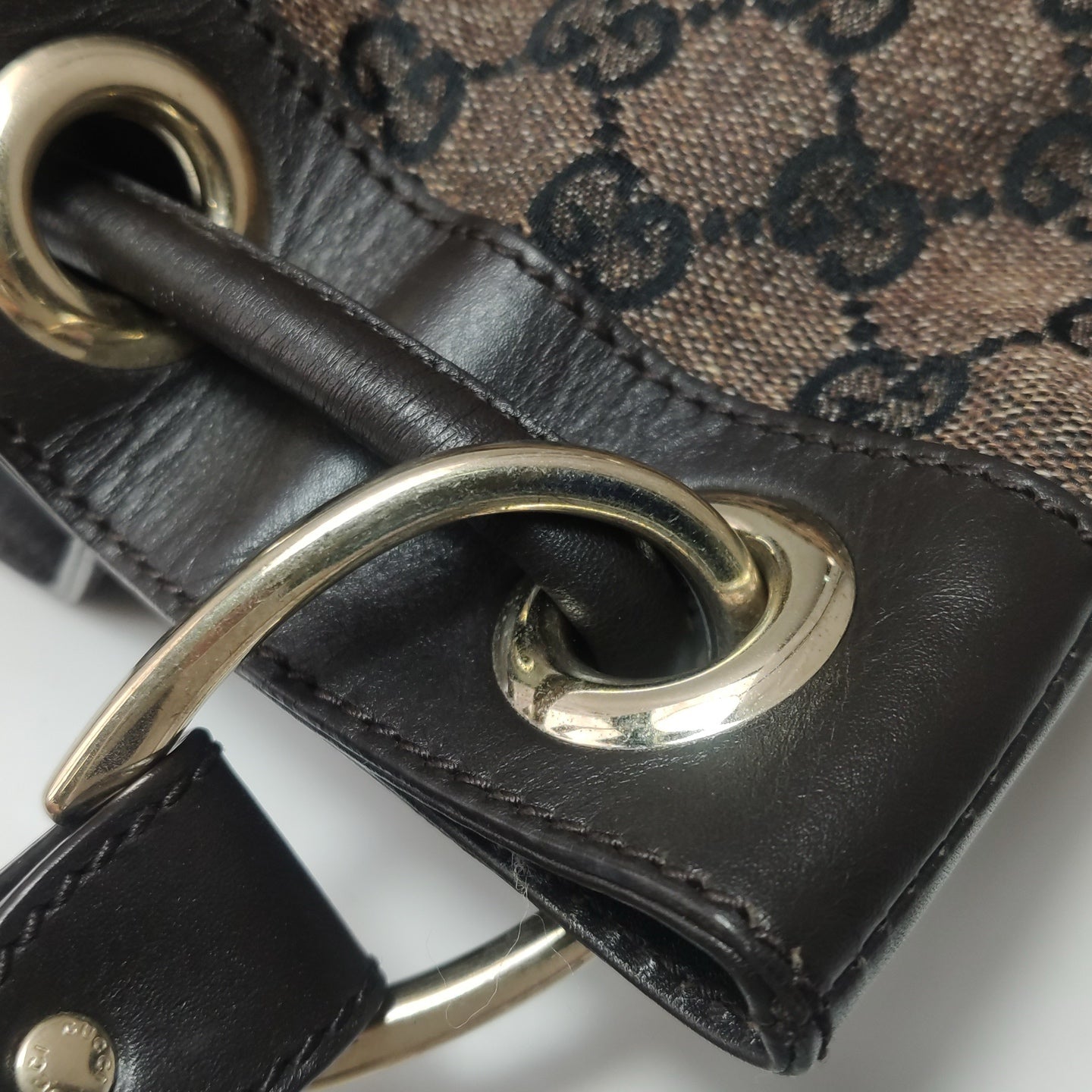 Gucci - GG Monogram Canvas Bucket Bag - GG monogram canvas and leather trim - Brown - (medium)