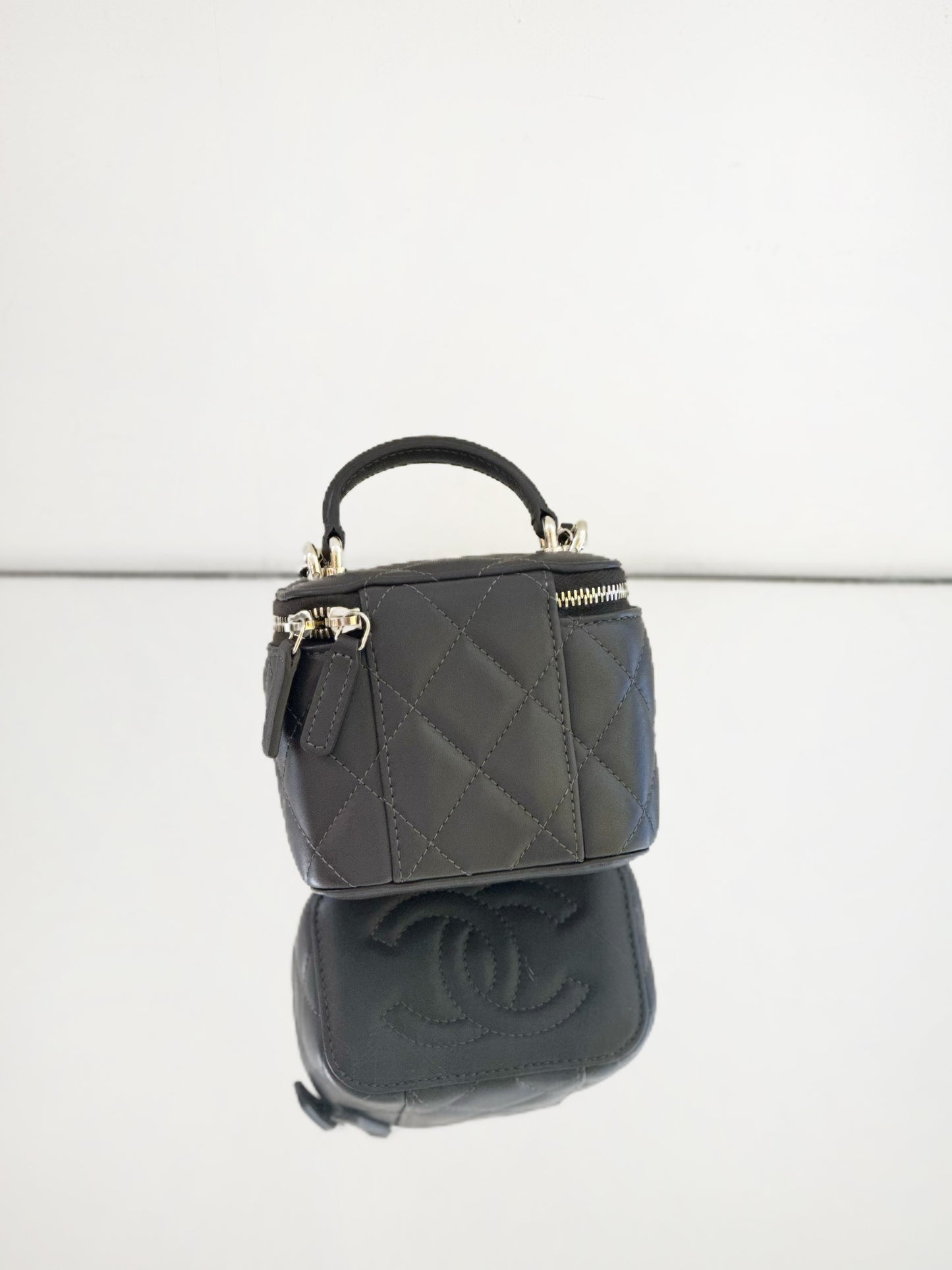 Chanel - 23A Handle Mini Vanity Case - Grained Calfskin Leather - Deep Chocolate Brown - (Mini)