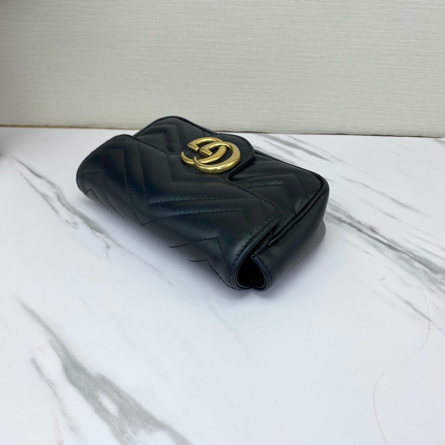 Gucci - GG Marmont Matelassé - Calfskin leather - Black with Gold-Tone Hardware - (mini)