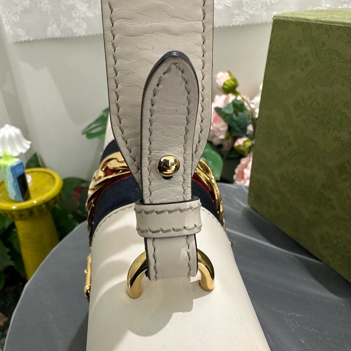 Gucci - Sylvie - Leather - White - (medium)