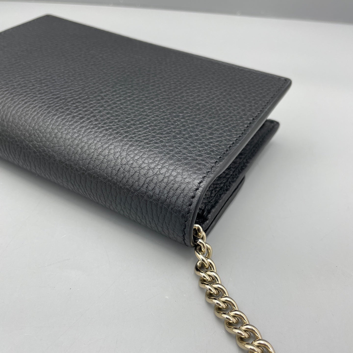 Gucci - Interlocking G Wallet on Chain - Grained leather - Black - (Mini)