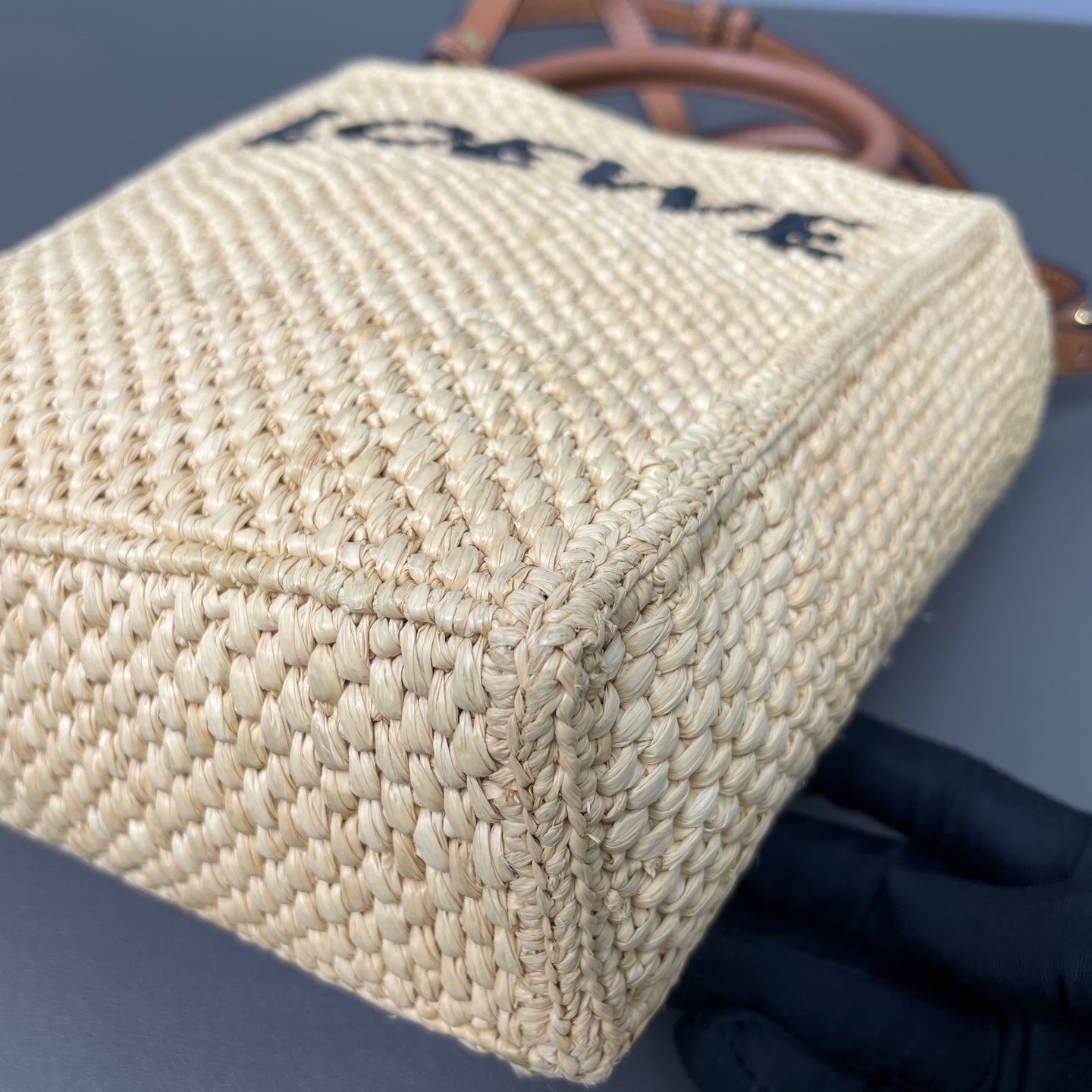 LOEWE - A5 Letter Logo Raffia Tote Bag - Raffia and Calfskin Leather - Beige - (Small)