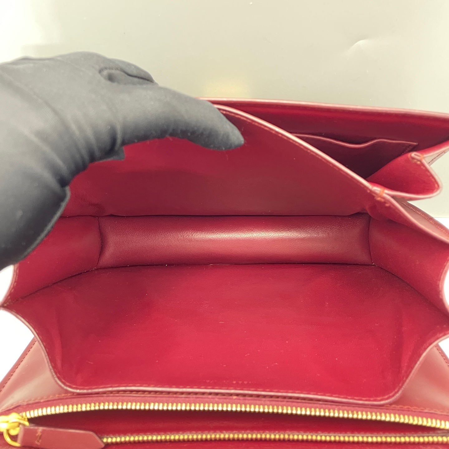 Celine - Box Bag Medium - Smooth Calfskin Leather - Burgundy - (medium)