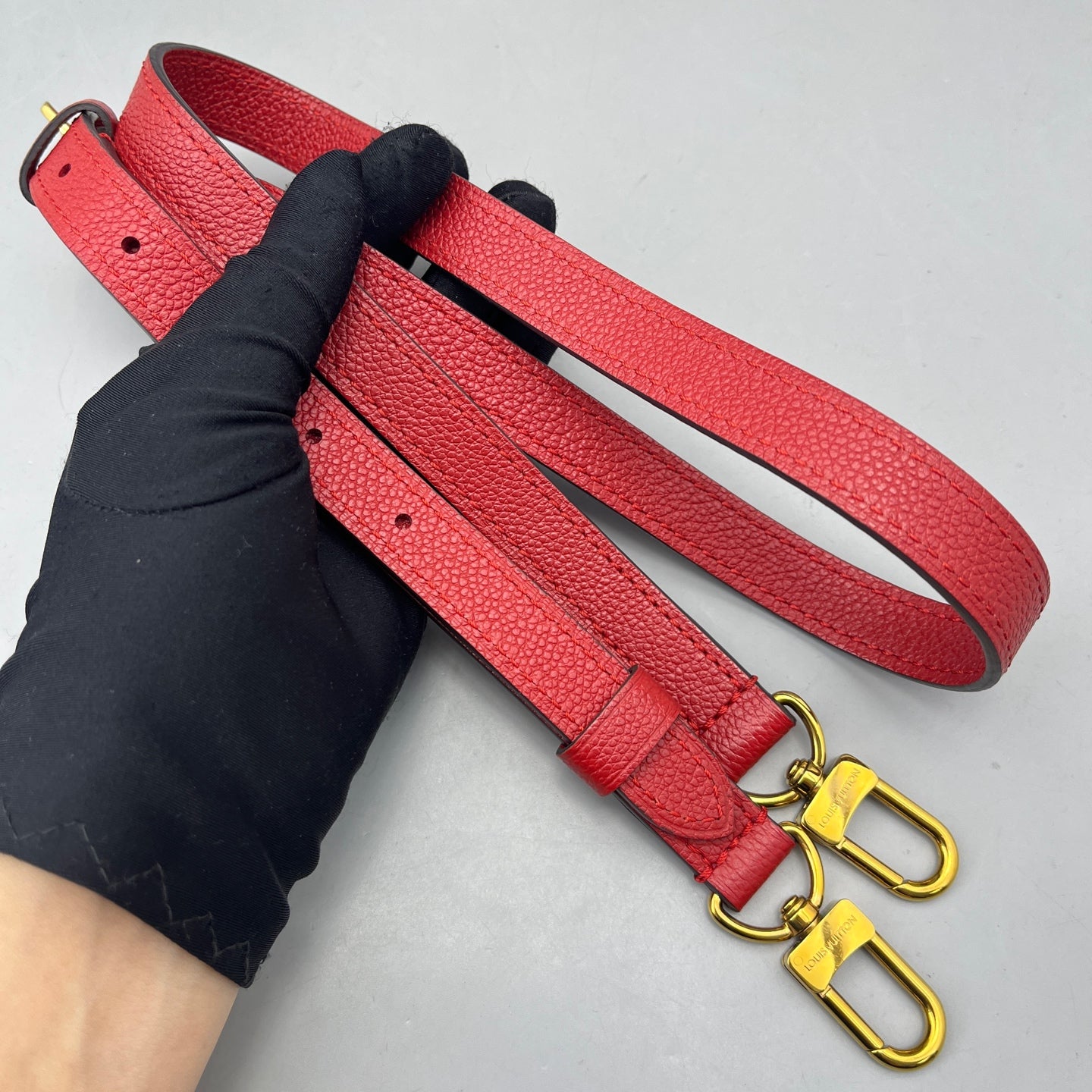 Louis Vuitton - Pochette Métis - Monogram Empreinte leather - Red - (medium)