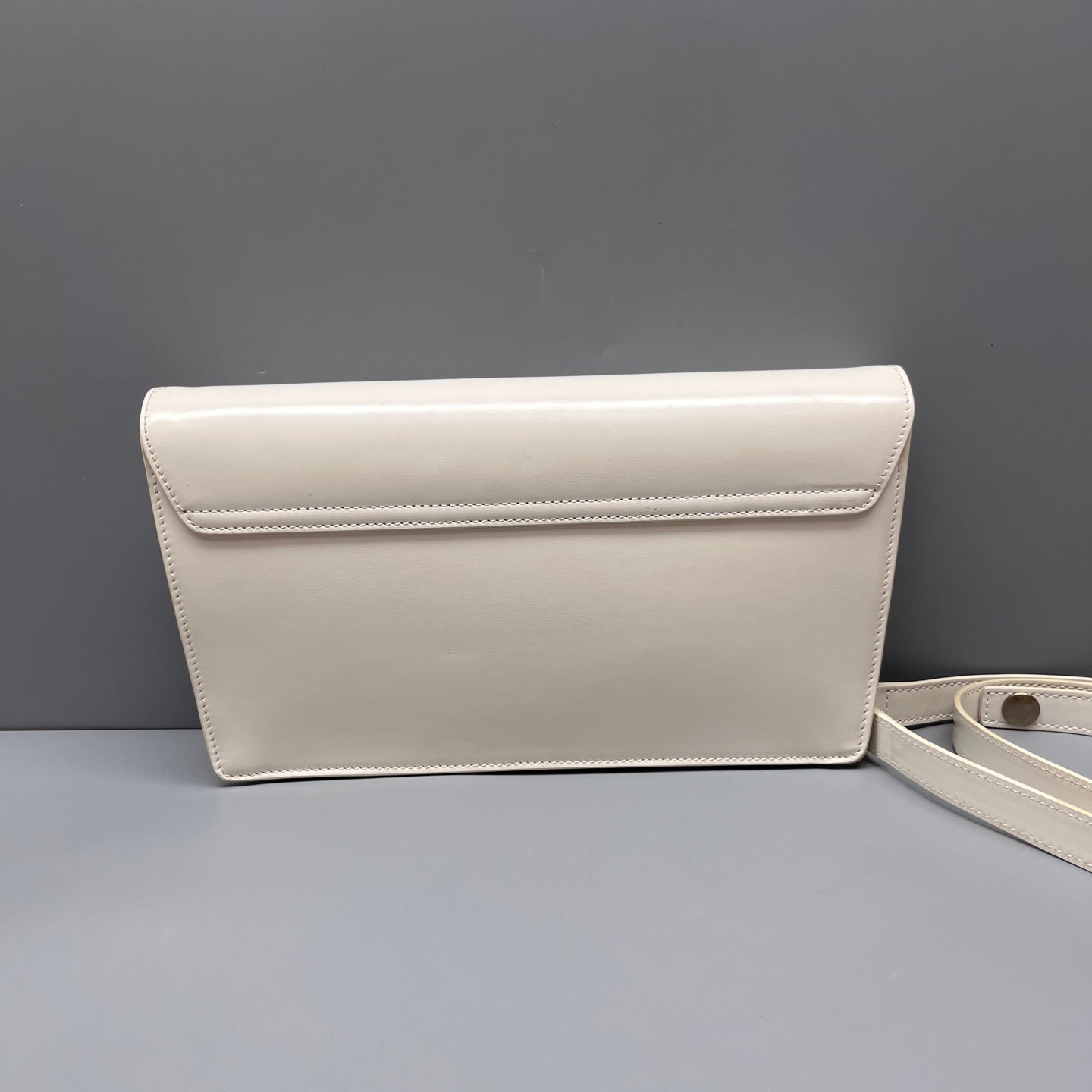 Celine - Triomphe Accordion Flap Bag - Leather - White - (Small)