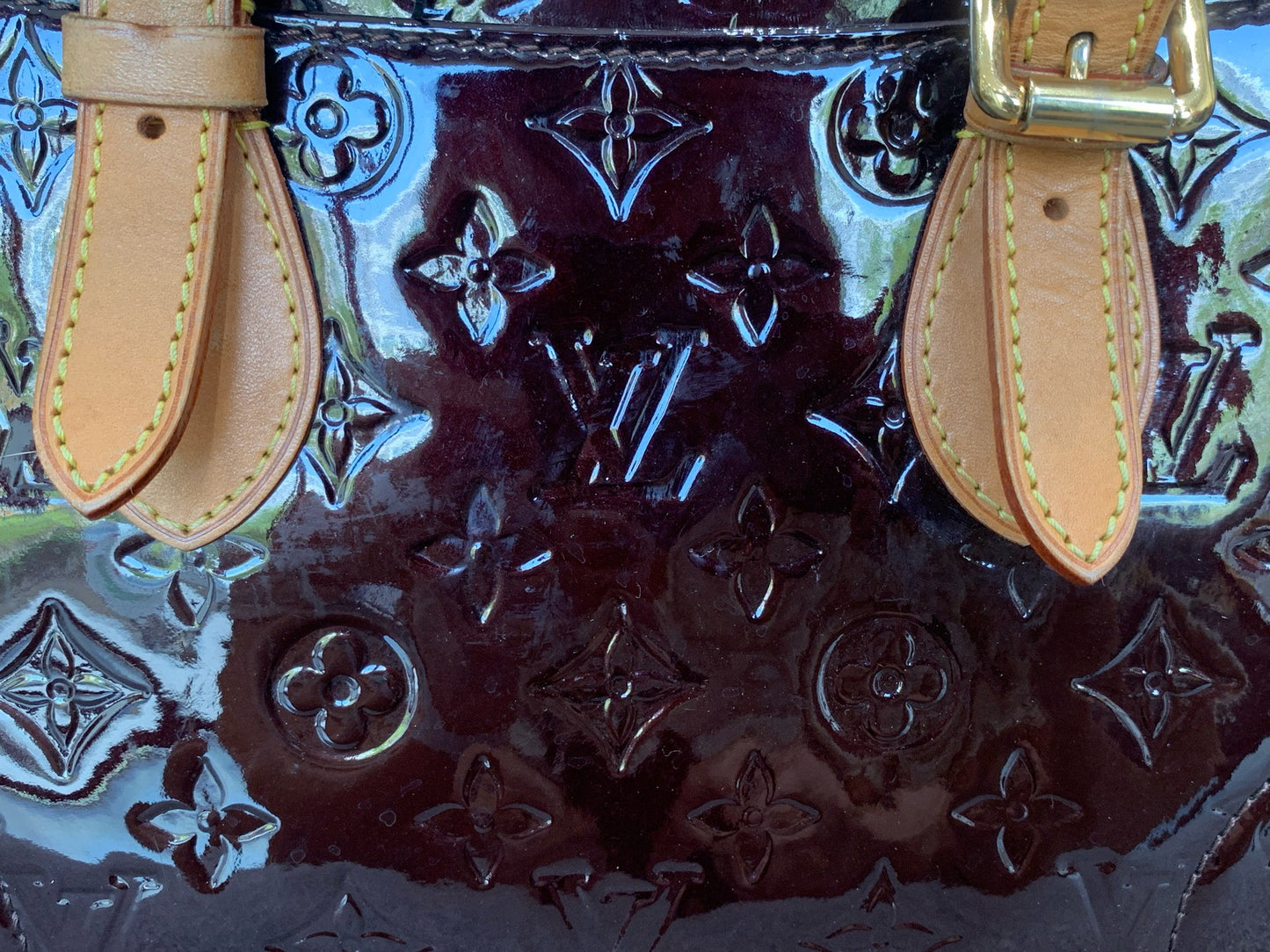Louis Vuitton - Summit Drive - Patent leather - Burgundy - (Medium)