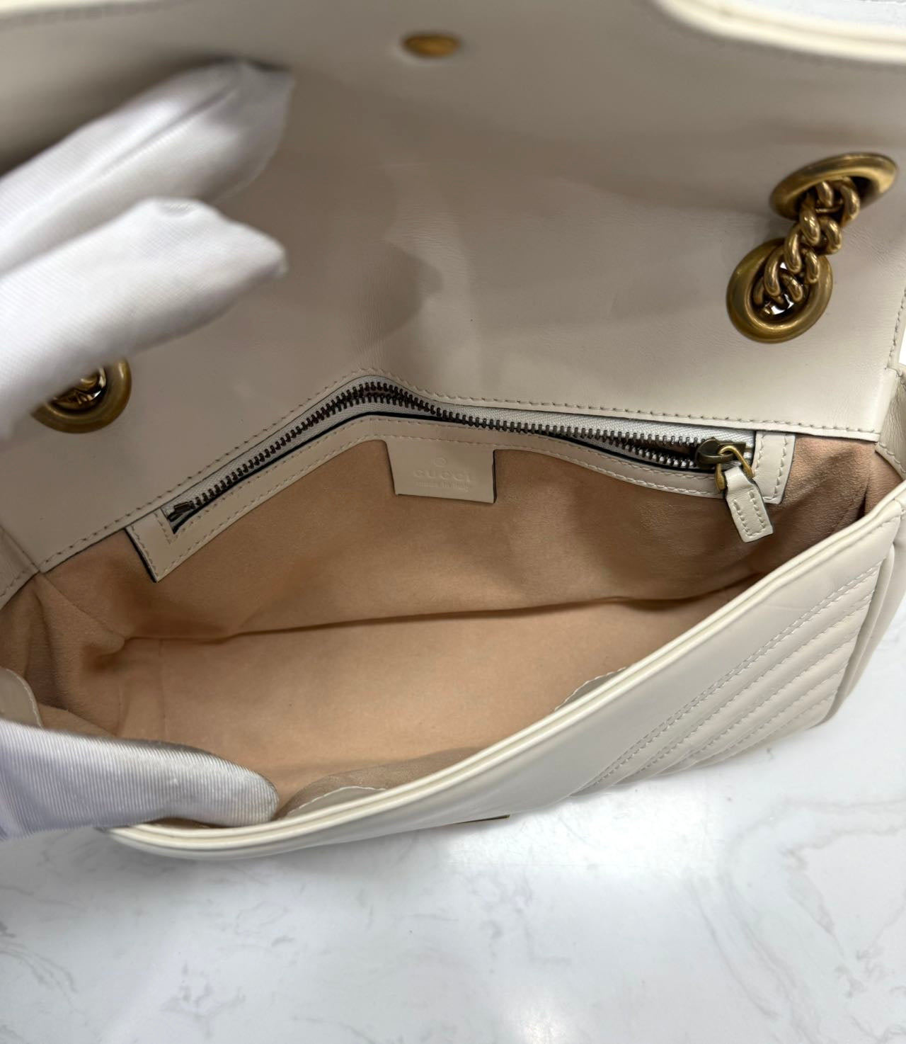 Gucci - GG Marmont Shoulder Bag - Leather - White with Gold-Tone Hardware - (medium)