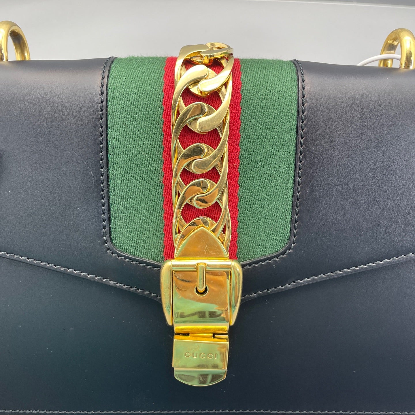 Gucci - Sylvie - Leather - Black - (Medium)