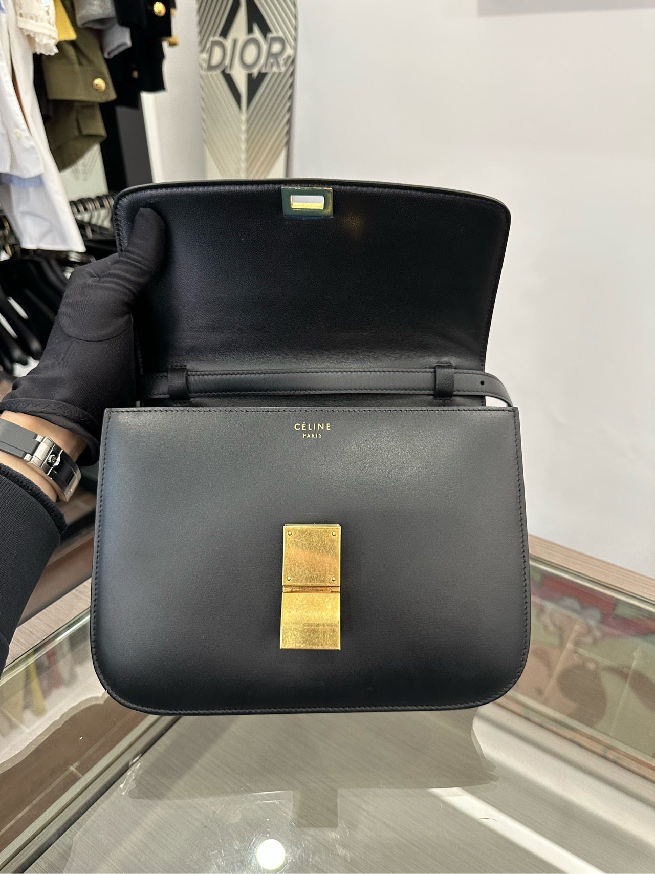 Celine - Classic Box Bag - Leather - Black - (medium)