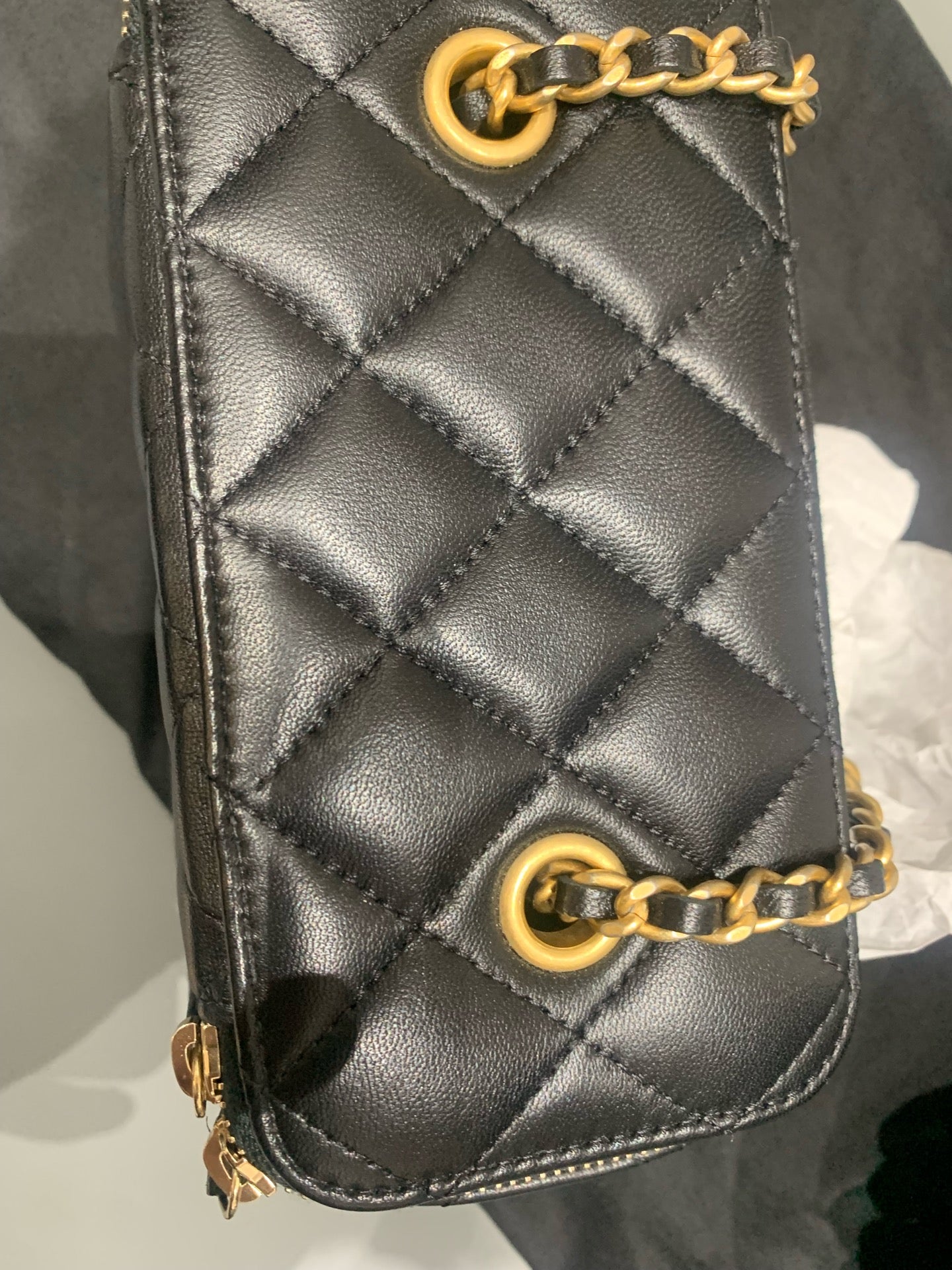 Chanel - Gold Ball Vanity Case - Lambskin leather - Black - (mini)