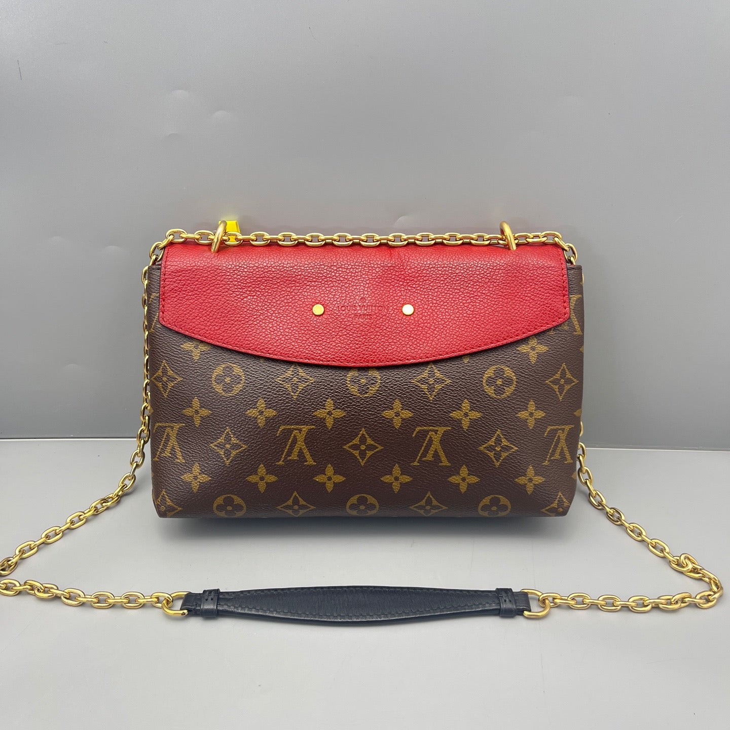 Louis Vuitton - Saint Placide - Monogram coated canvas with grained leather flap - Red - (medium)