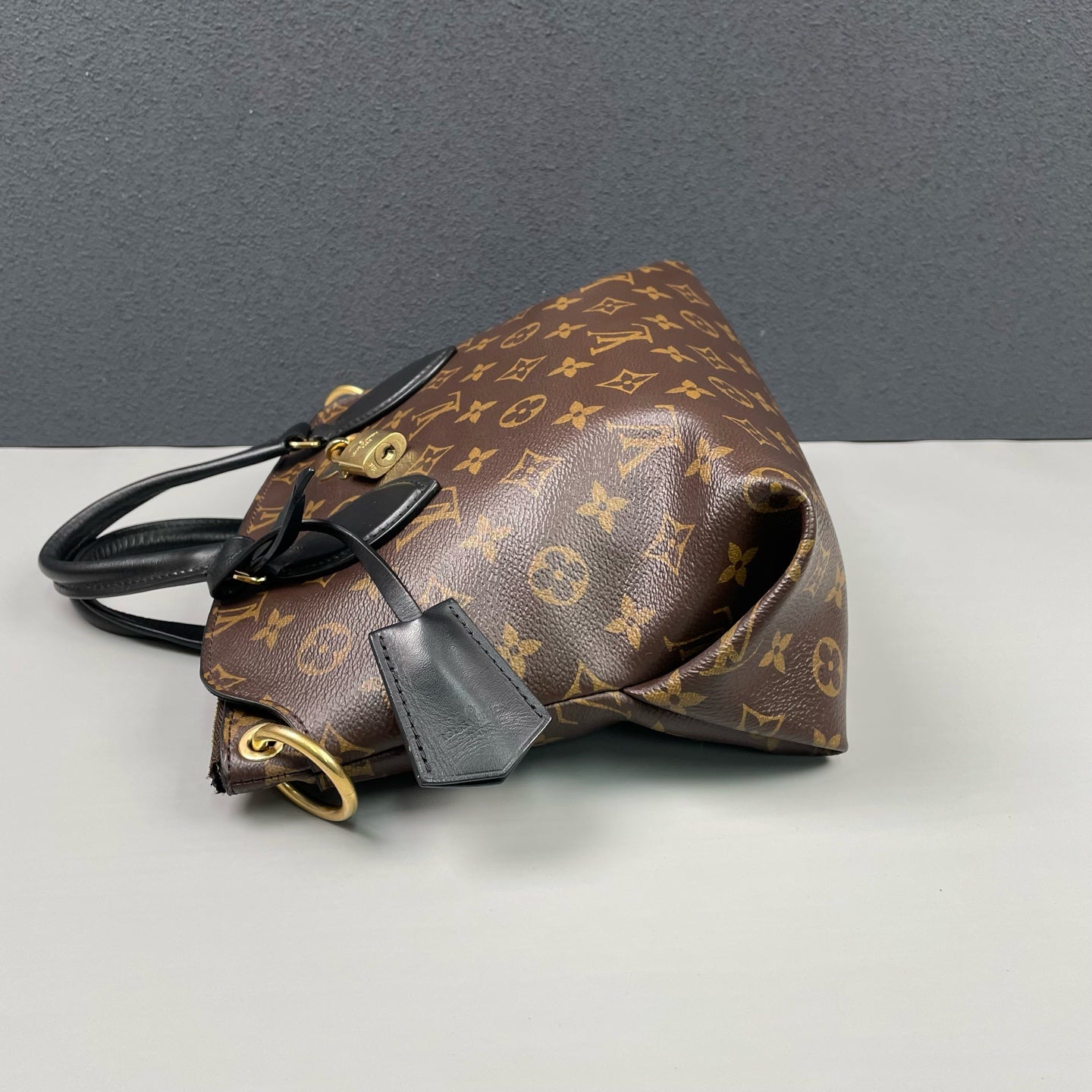 Louis Vuitton - Flower Tote - Monogram coated canvas with black grained leather trim - Brown - (medium)