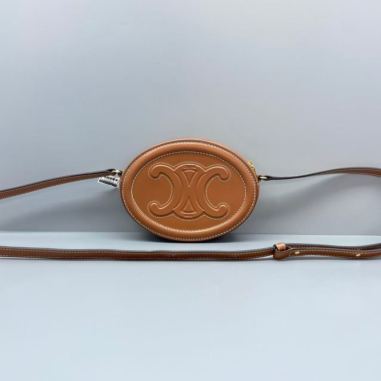 Celine - Triomphe Oval Bag - Leather - Caramel - (Mini)