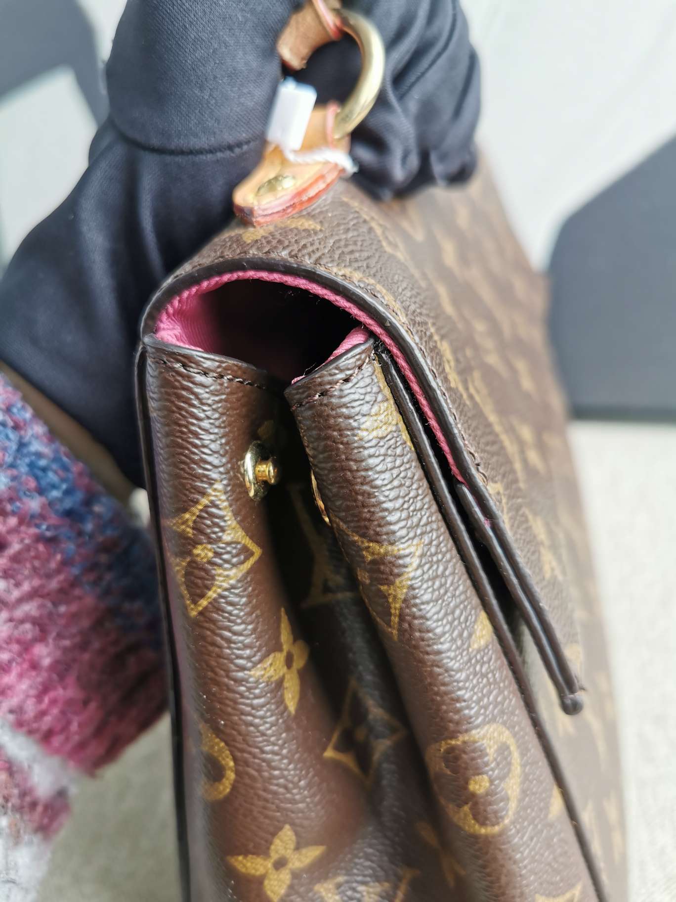 Louis Vuitton - Cluny BB - Louis Vuitton Monogram coated canvas with natural cowhide leather trim and fuchsia textile lining - Brown - (Small)