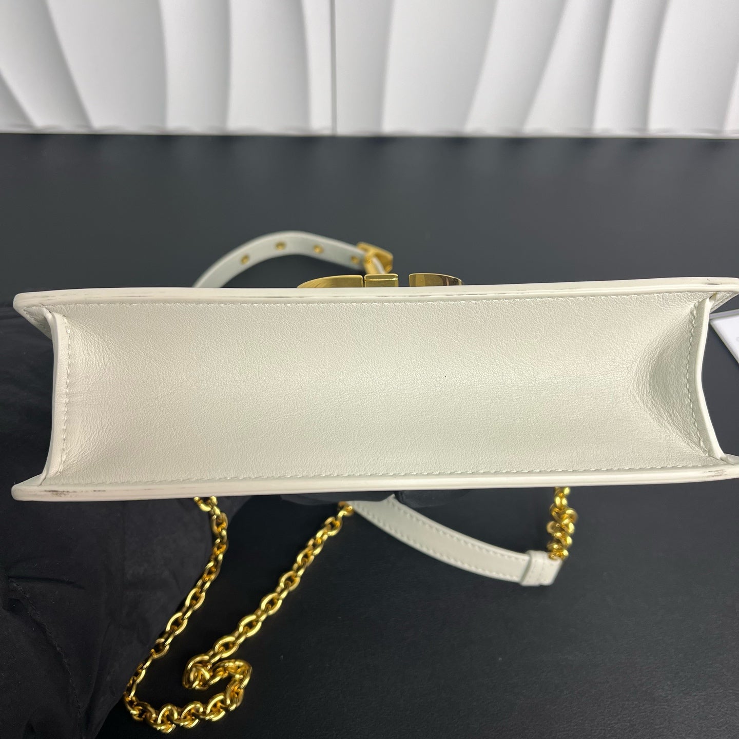 Dior - 30 Montaigne Small Chain Bag - Cowhide leather - White - (small)