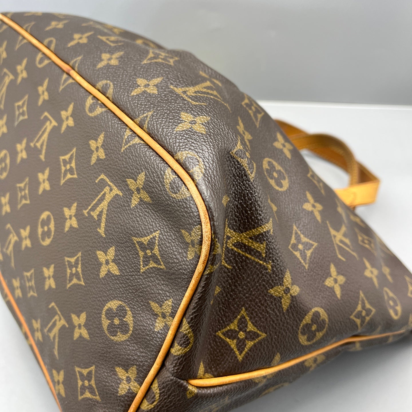 Louis Vuitton - Paramount Small - Monogram coated canvas and Vachetta leather - Brown - (Small)