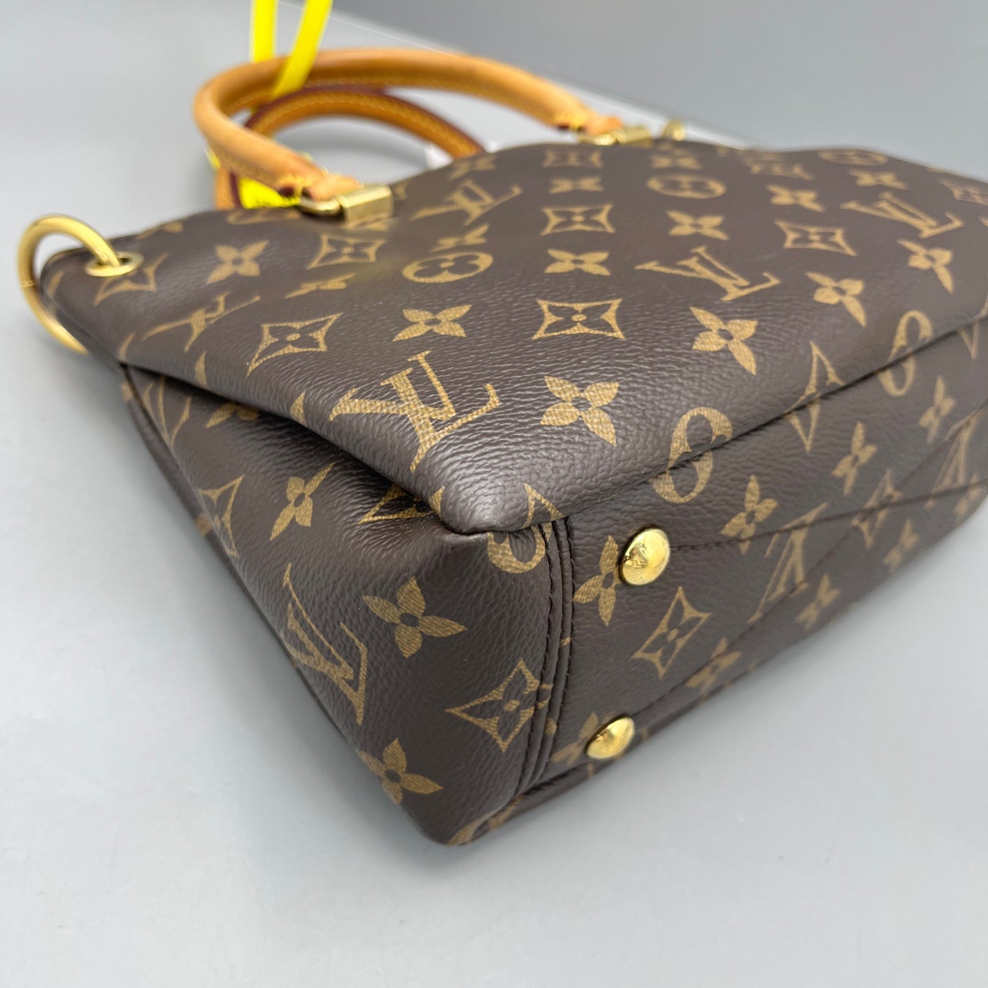 Louis Vuitton - Pallas BB - Monogram coated canvas with Vachetta leather trim and handles, microfiber lining - Brown, Red - (Small)