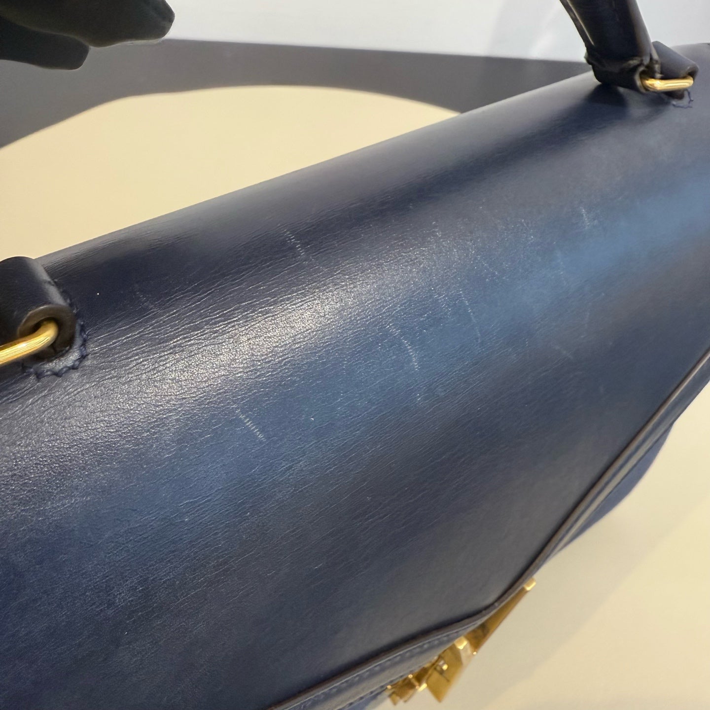 Saint Laurent - Cassandra Top Handle Bag - Smooth calfskin leather and goatskin suede - Navy with Gold-Tone Hardware - (medium)