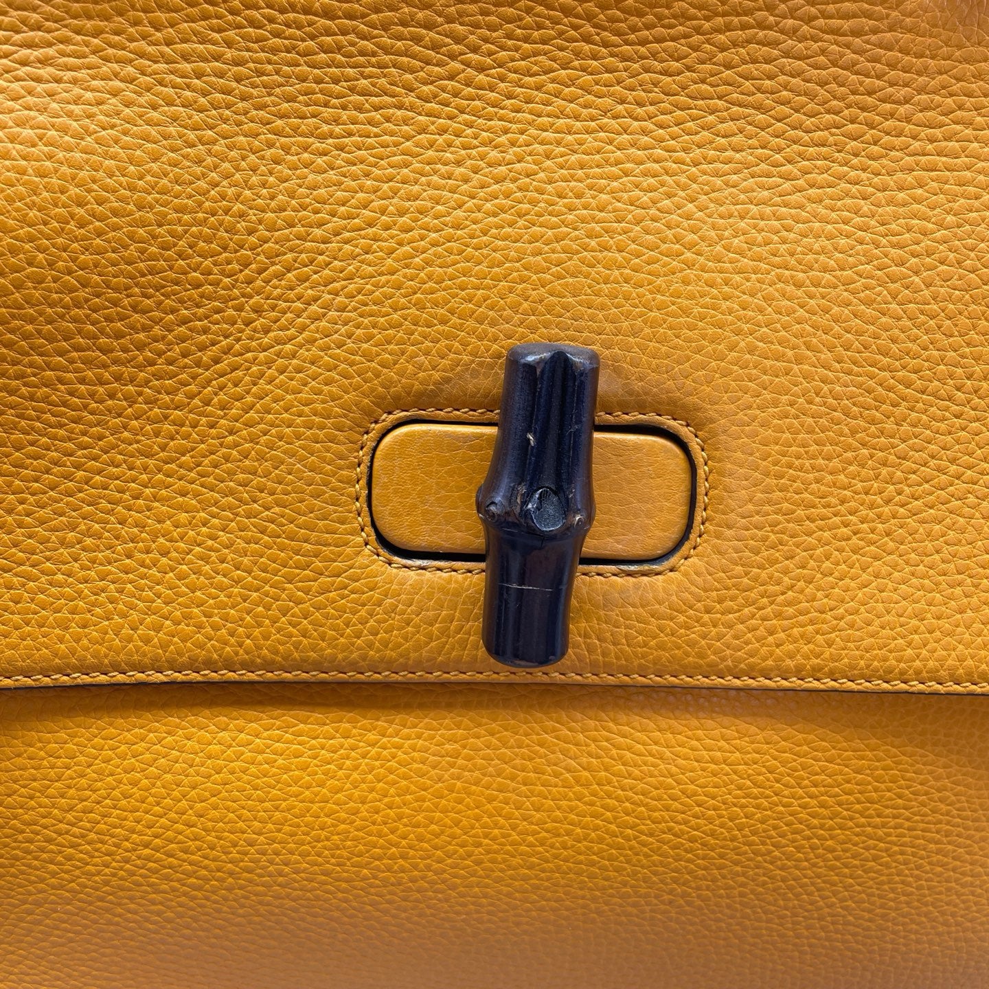 Gucci - Gucci Bamboo Lock Top Handle Bag - Leather - Yellow - (Large)