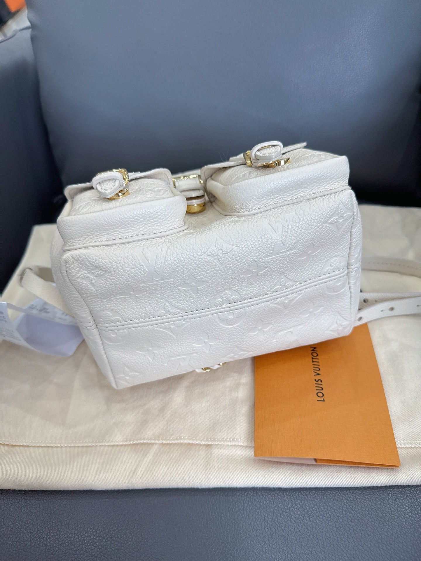 Louis Vuitton - Montsouris Backpack BB (M47106) - Grained leather - White - (small)