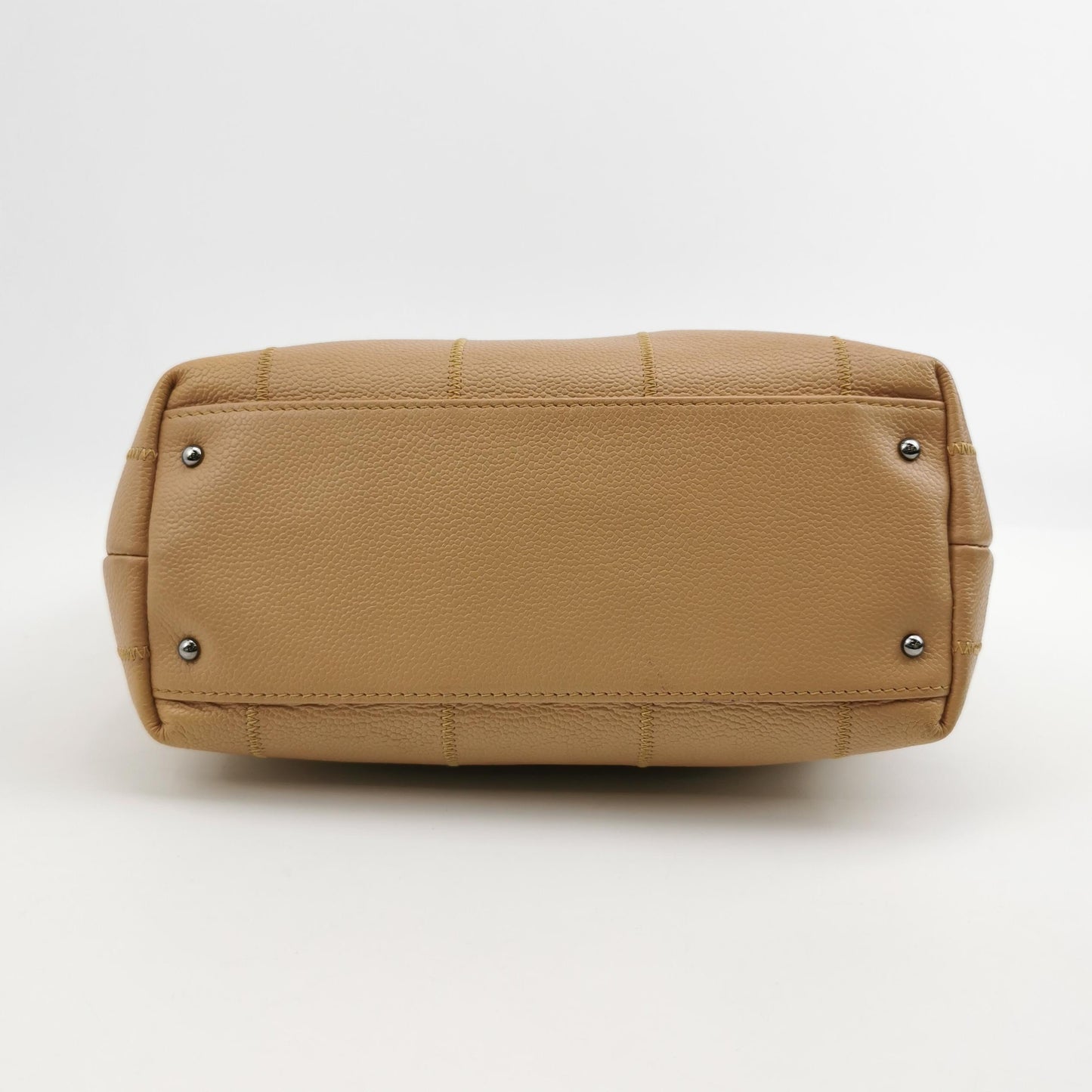 Chanel - Choco Bar Tote Bag - Grained calfskin leather - Beige - (Medium)