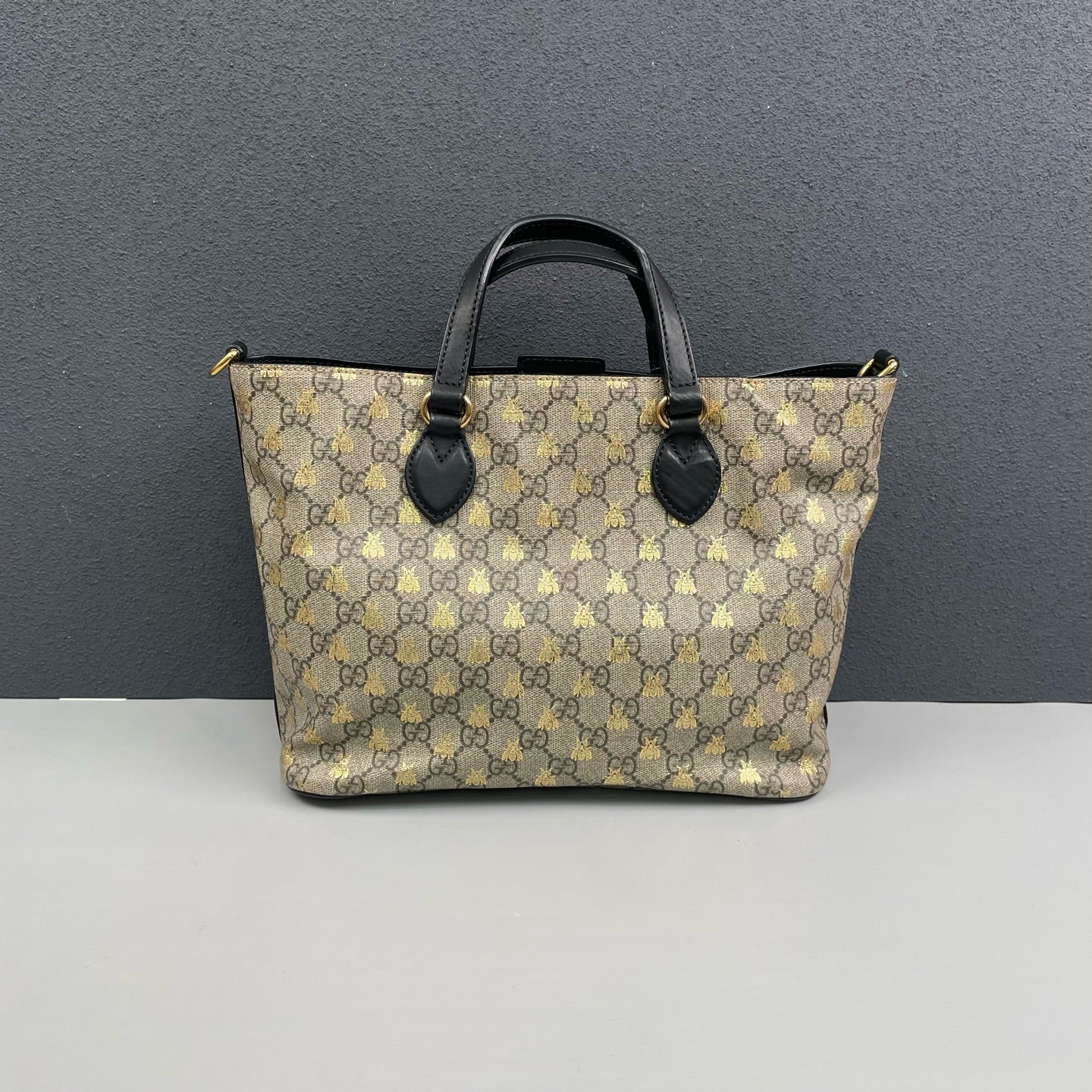 Gucci - GG Supreme Bee Tote - GG Supreme canvas with leather trim - Beige - (Medium)