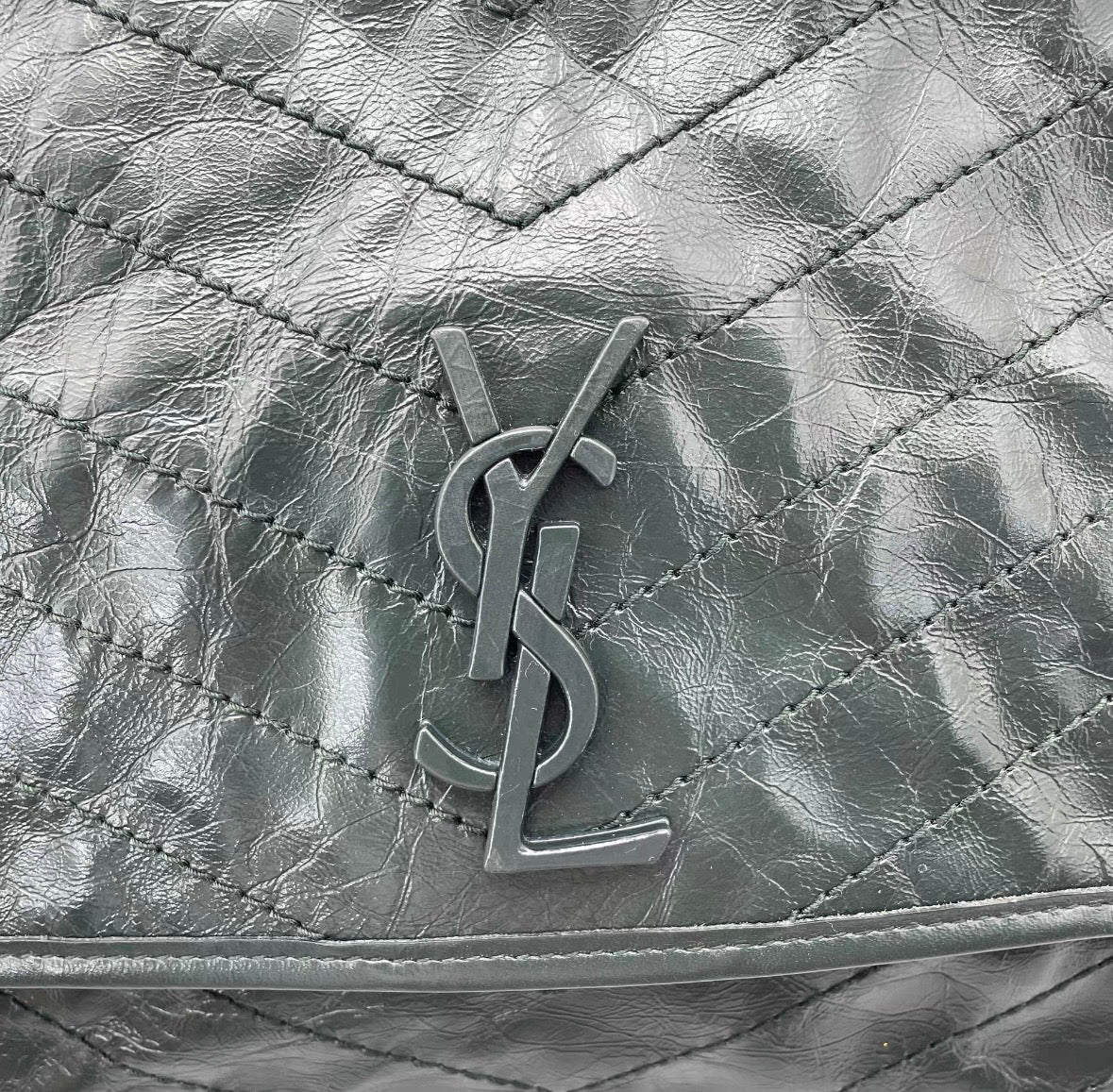 Saint Laurent - Niki Medium - Crinkled calfskin leather - Dark Green - (Medium)
