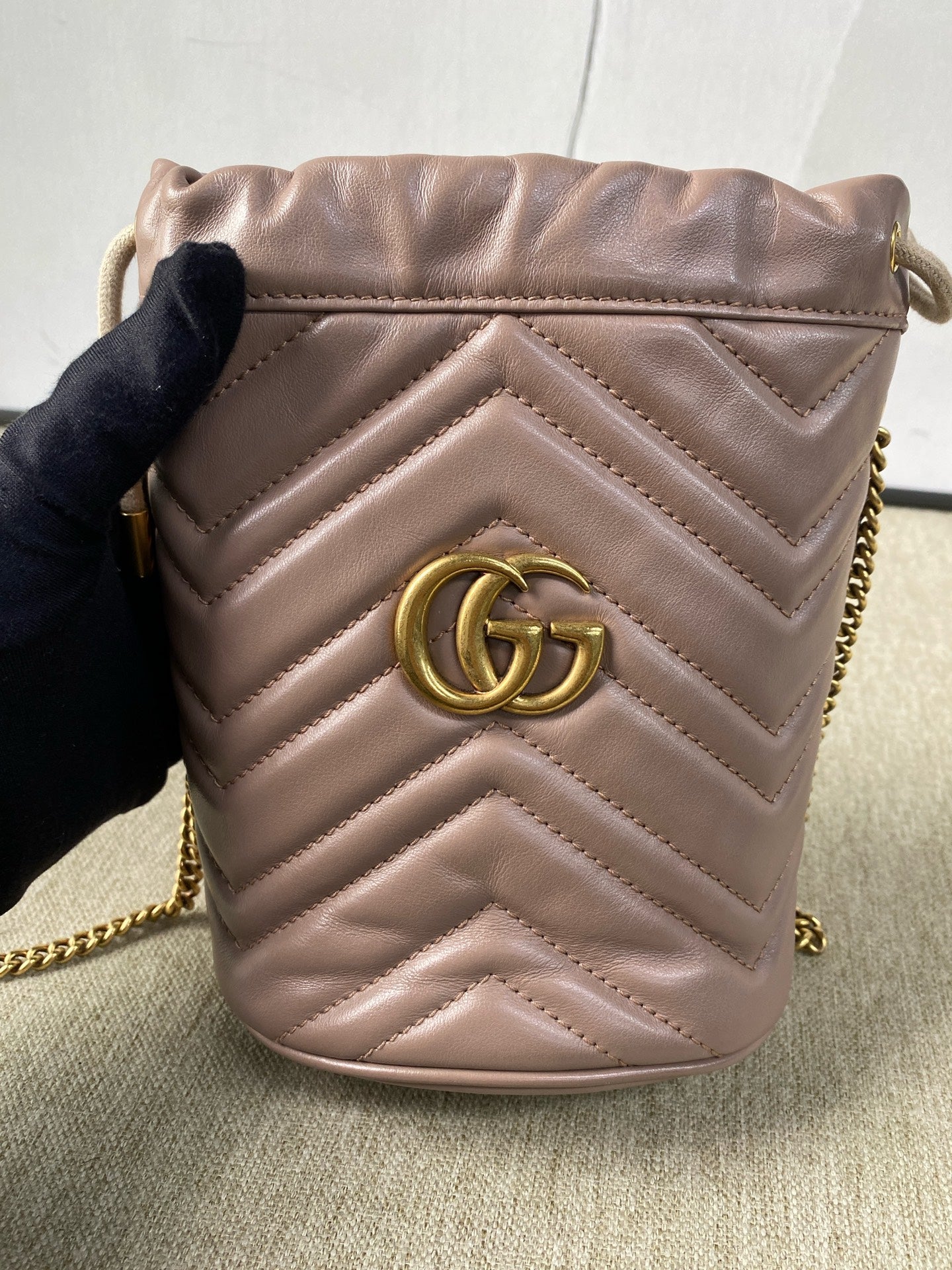 Gucci - Marmont Bucket Bag - Leather - Beige - (mini)