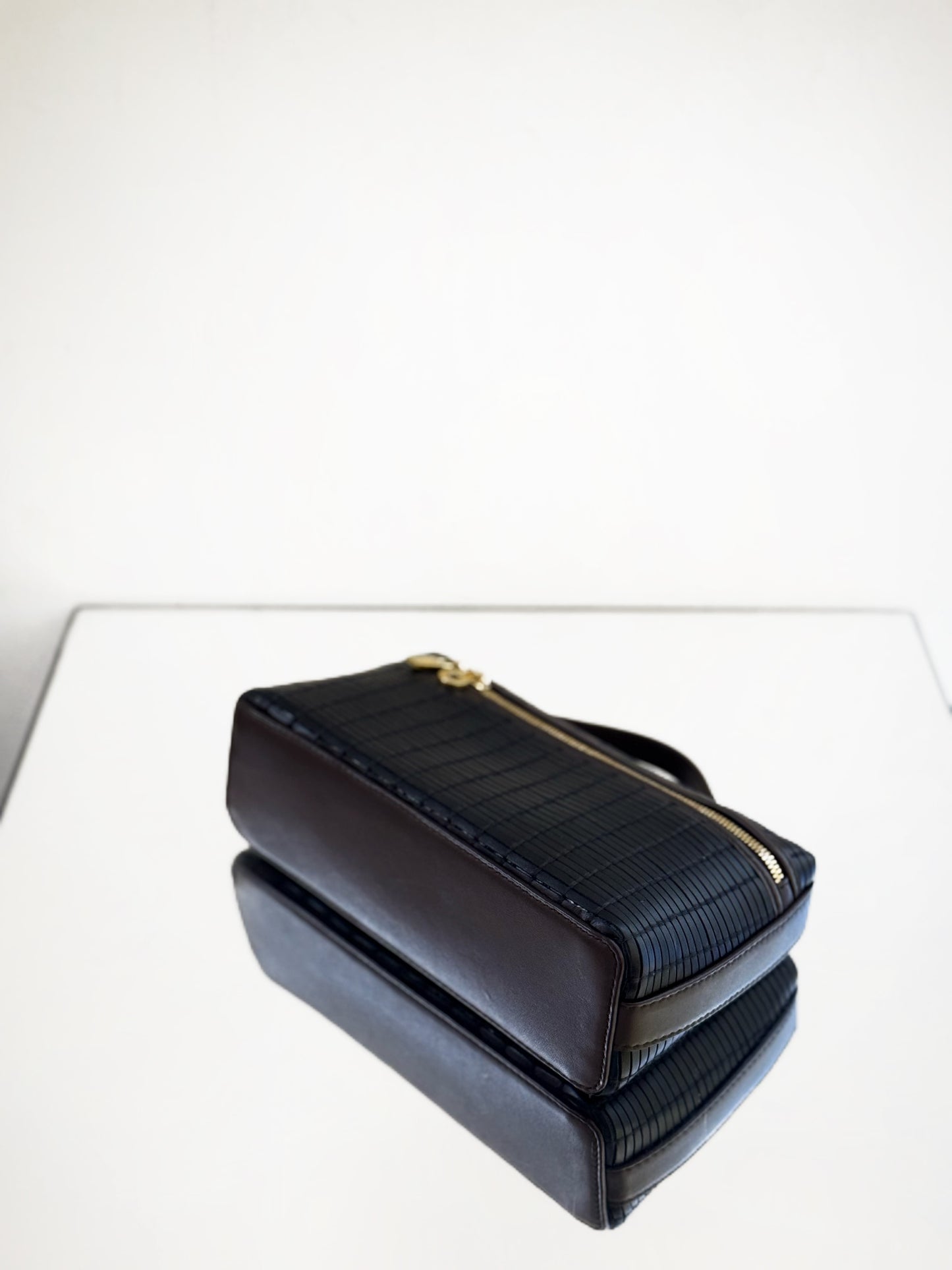 Loro Piana - L19 EXTRAPOCKET - Woven cowhide leather - Black - (mini)