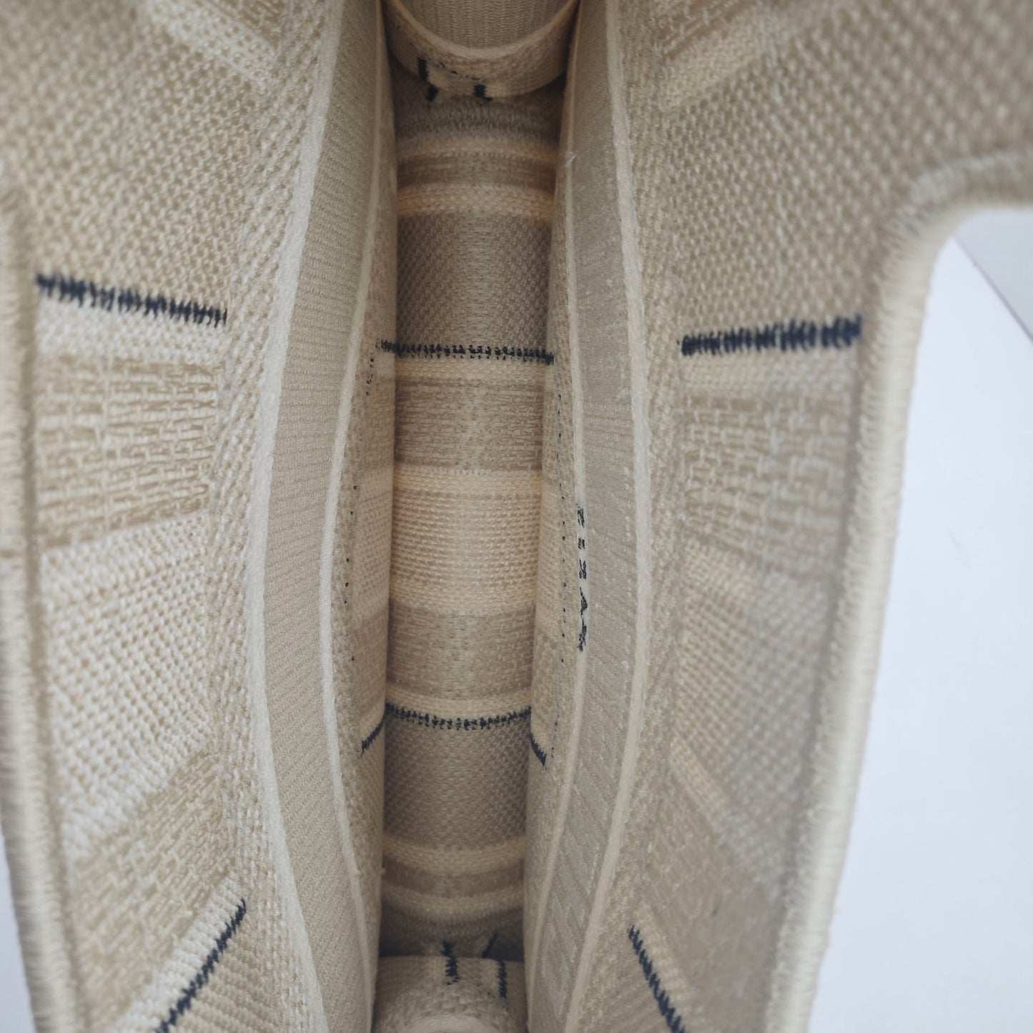 Dior - Book Tote Mini Horizontal - Embroidered cotton textile - Beige - (mini)