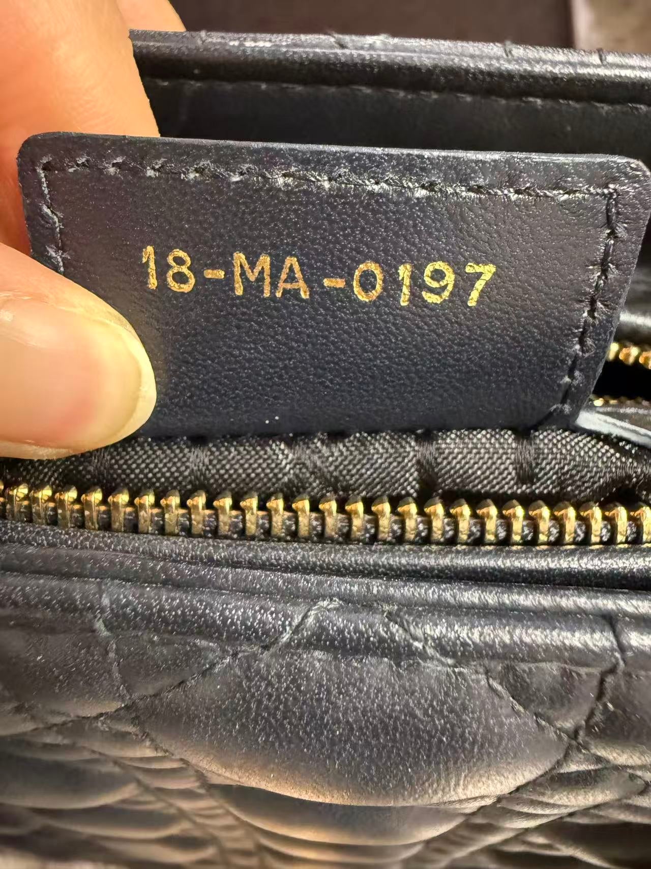 Dior - Lady Dior - Cannage quilted lambskin leather - Dark Navy Blue with Gold-Tone Hardware - (Medium)