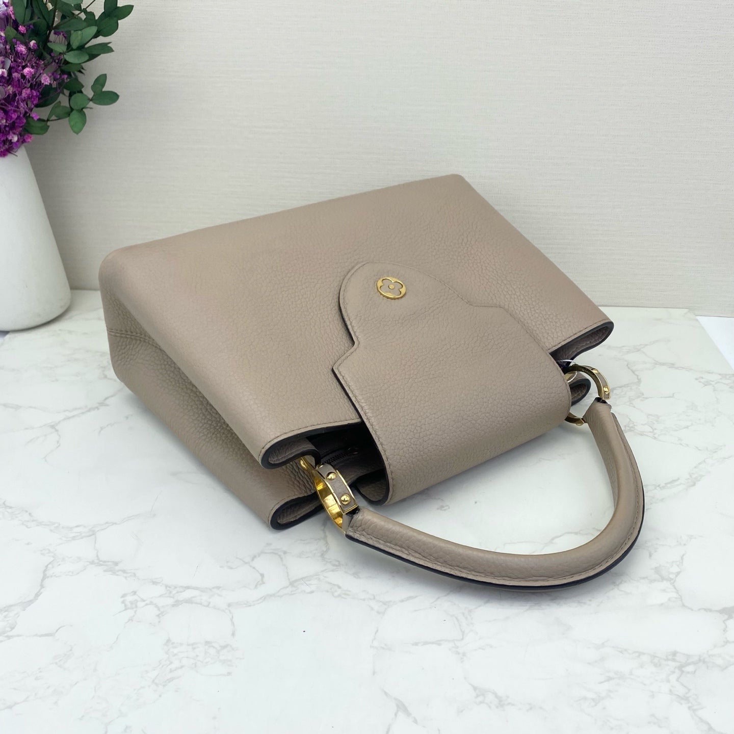 Louis Vuitton - Capucines - Taurillon leather - Grey - (medium)